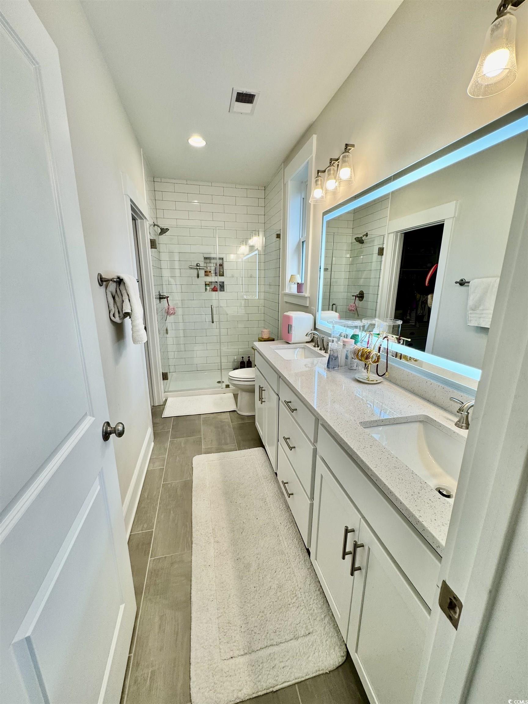 17 Carson Creek Dr. Property Photo 17