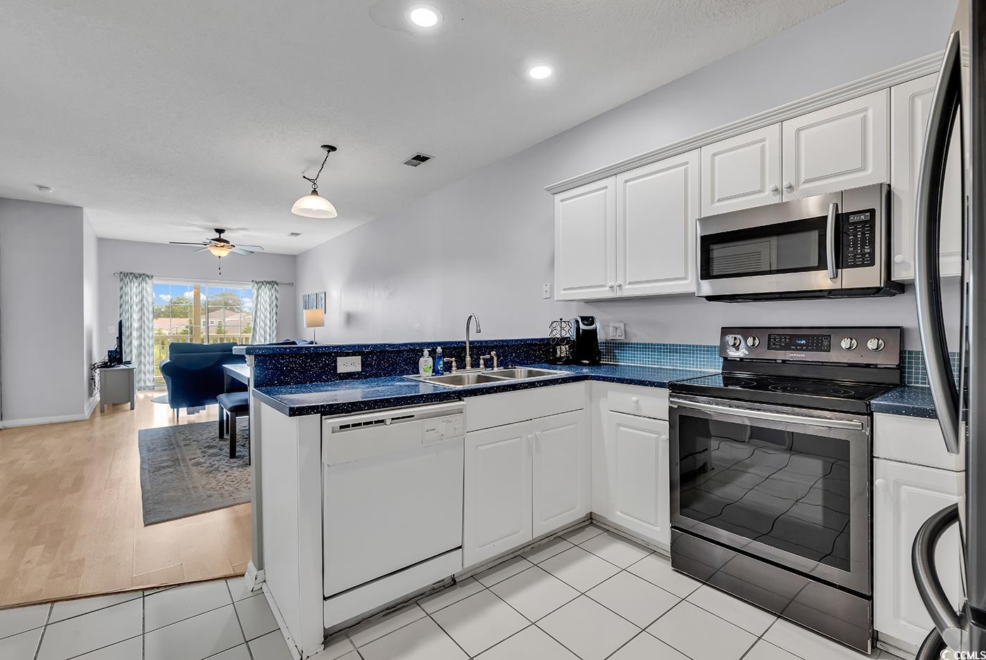 2020 Cross Gate Blvd. Property Photo 5