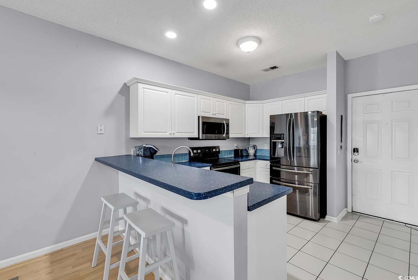 2020 Cross Gate Blvd. Property Photo 8