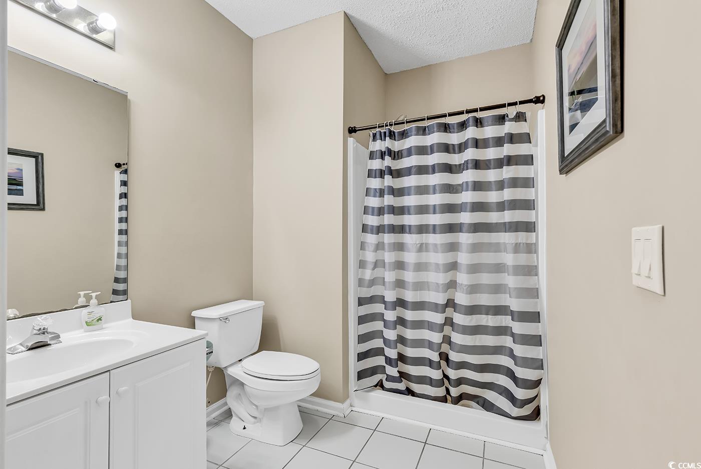 2020 Cross Gate Blvd. Property Photo 17