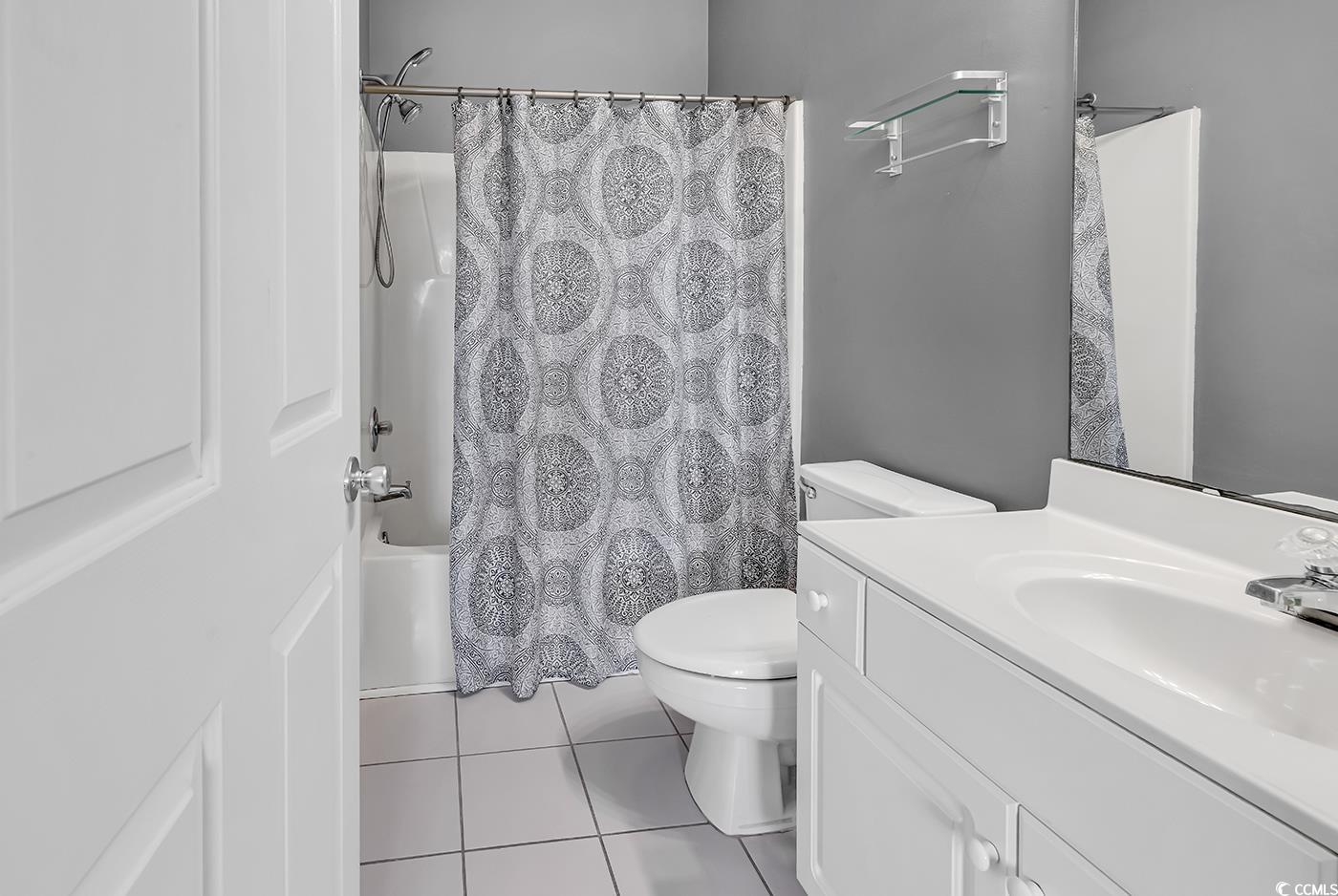 2020 Cross Gate Blvd. Property Photo 23