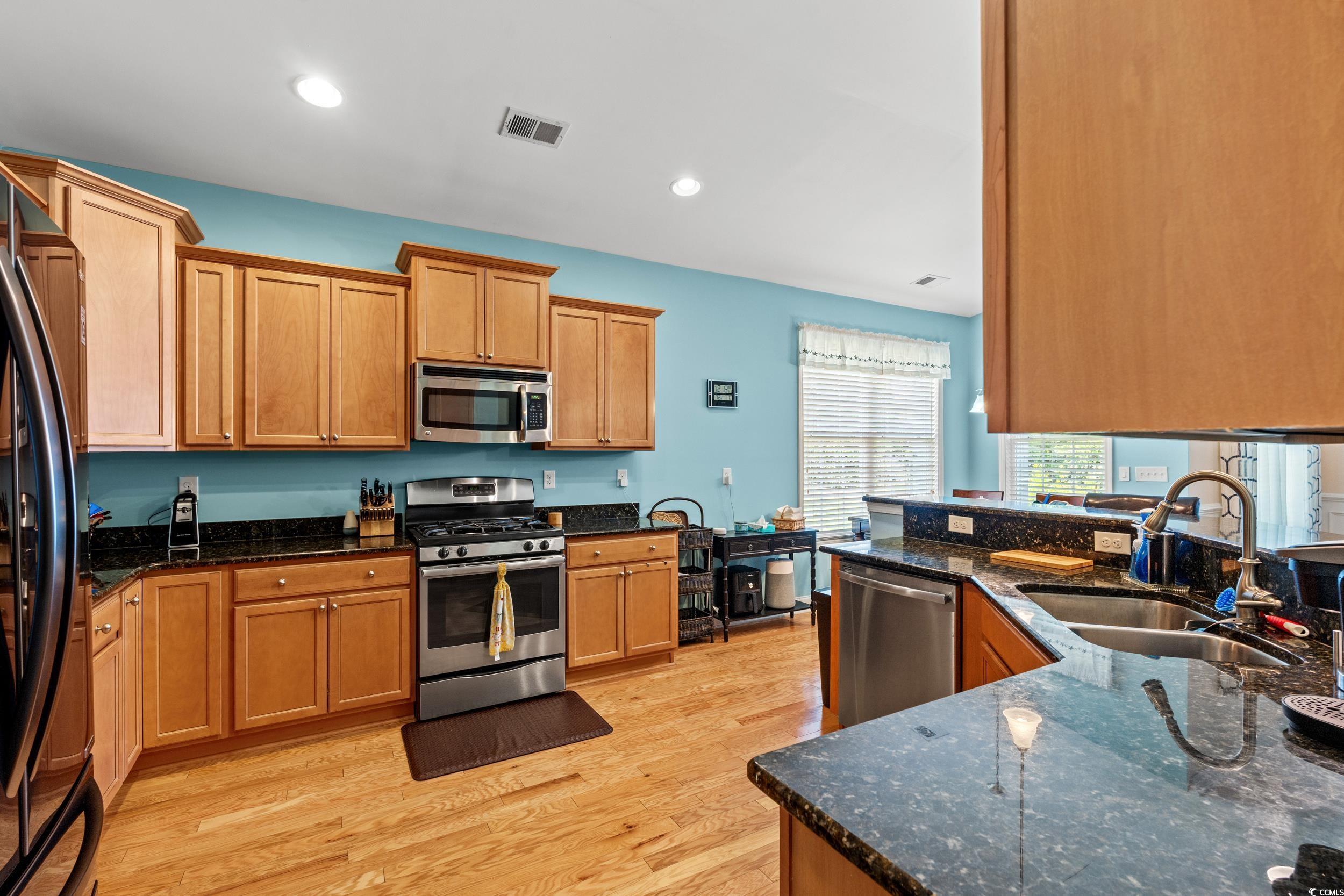 229 Coral Beach Circle Property Photo 8