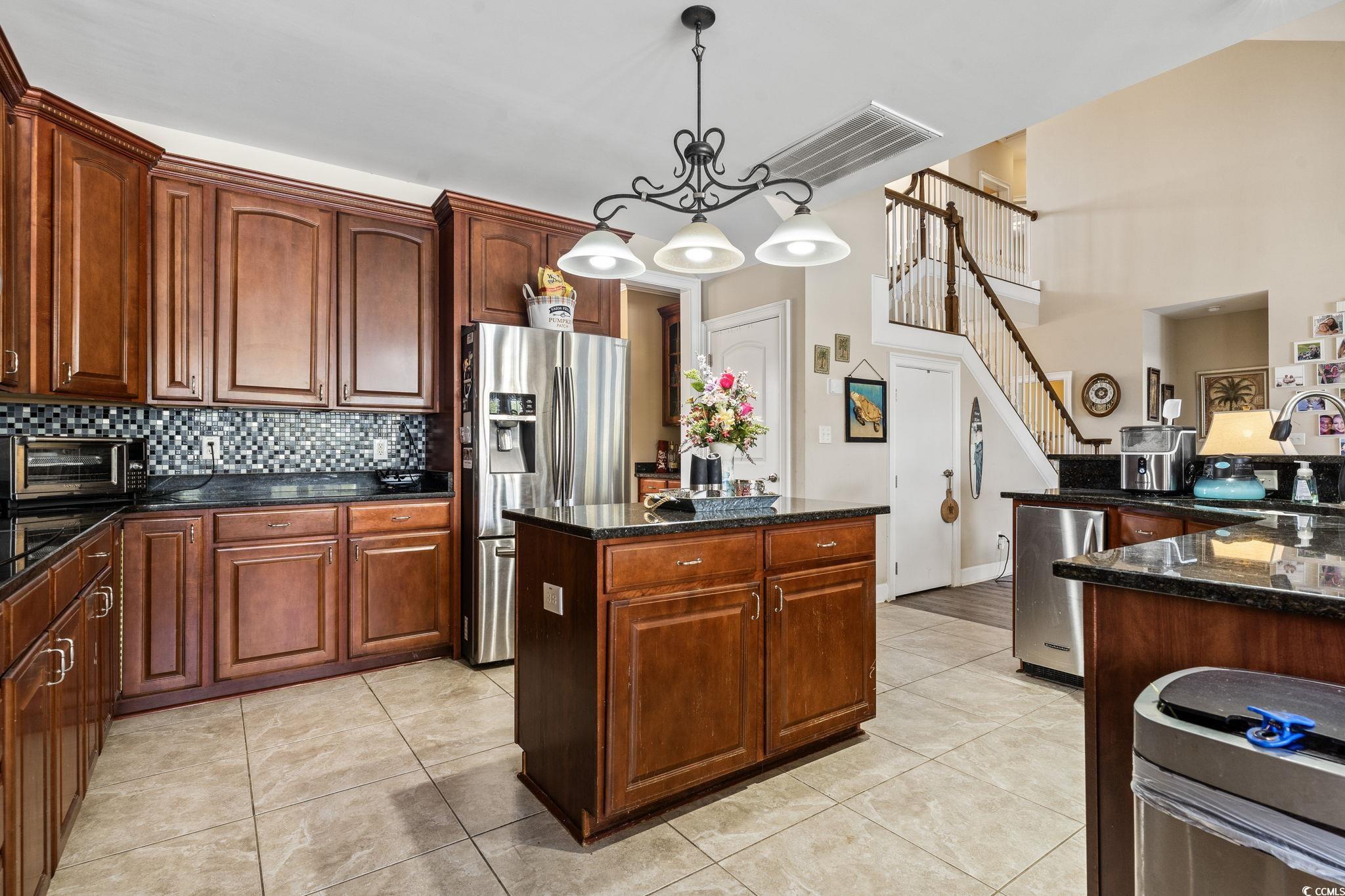 400 Dog Pen Ct. Property Photo 20