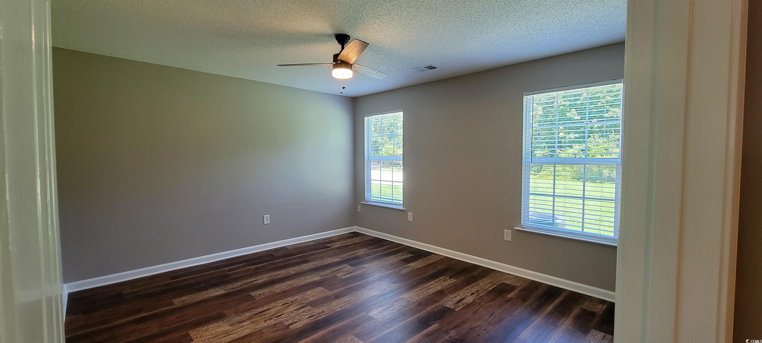 2407 James St. Property Photo 11