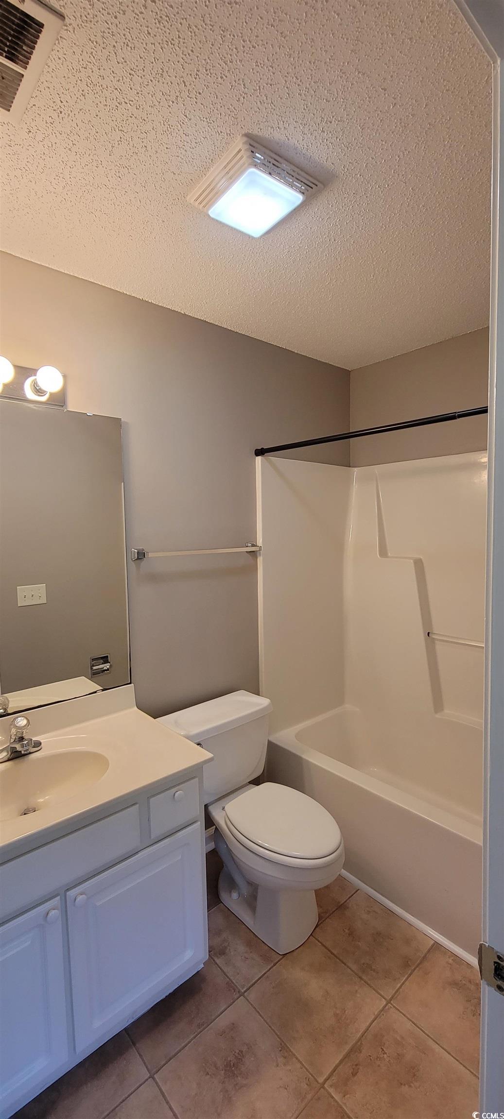 2407 James St. Property Photo 15
