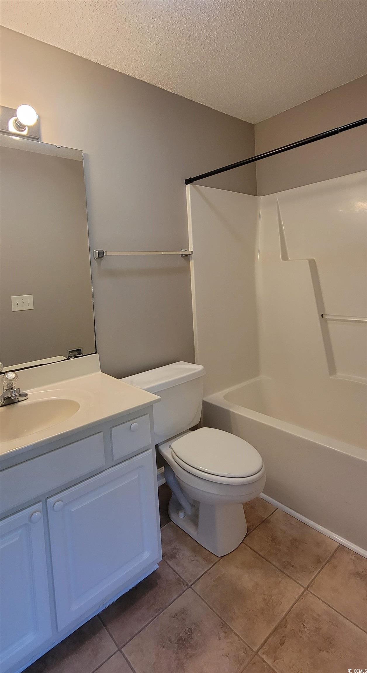 2407 James St. Property Photo 26