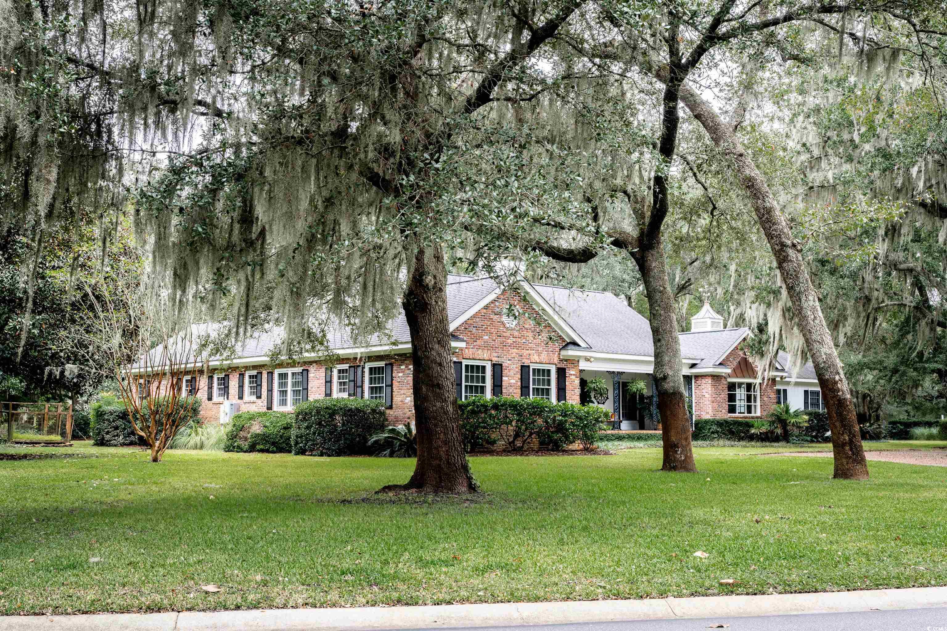 1259 Oatland Lake Rd. Property Photo 5