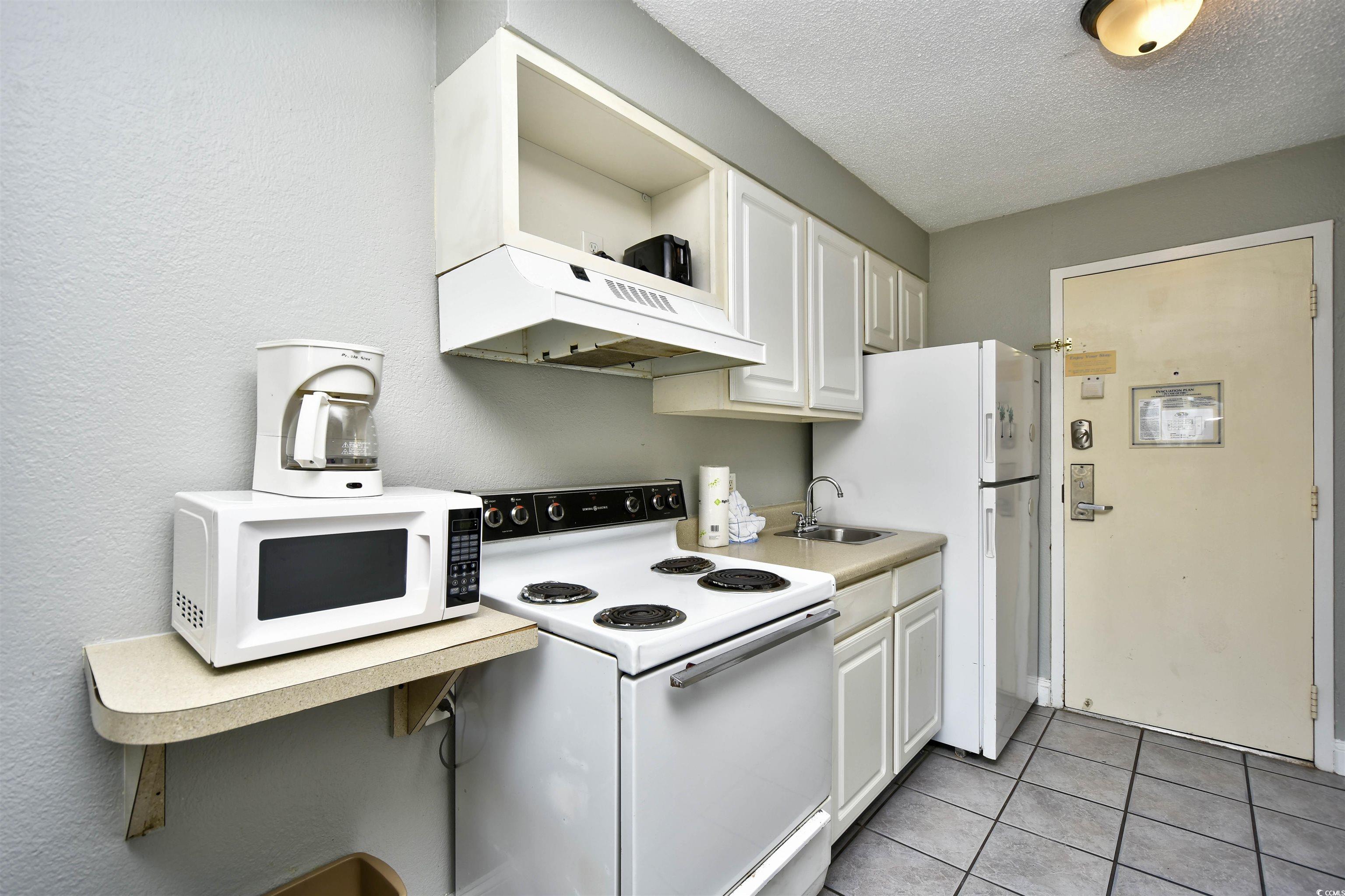 1207 S Ocean Blvd. Property Photo 10