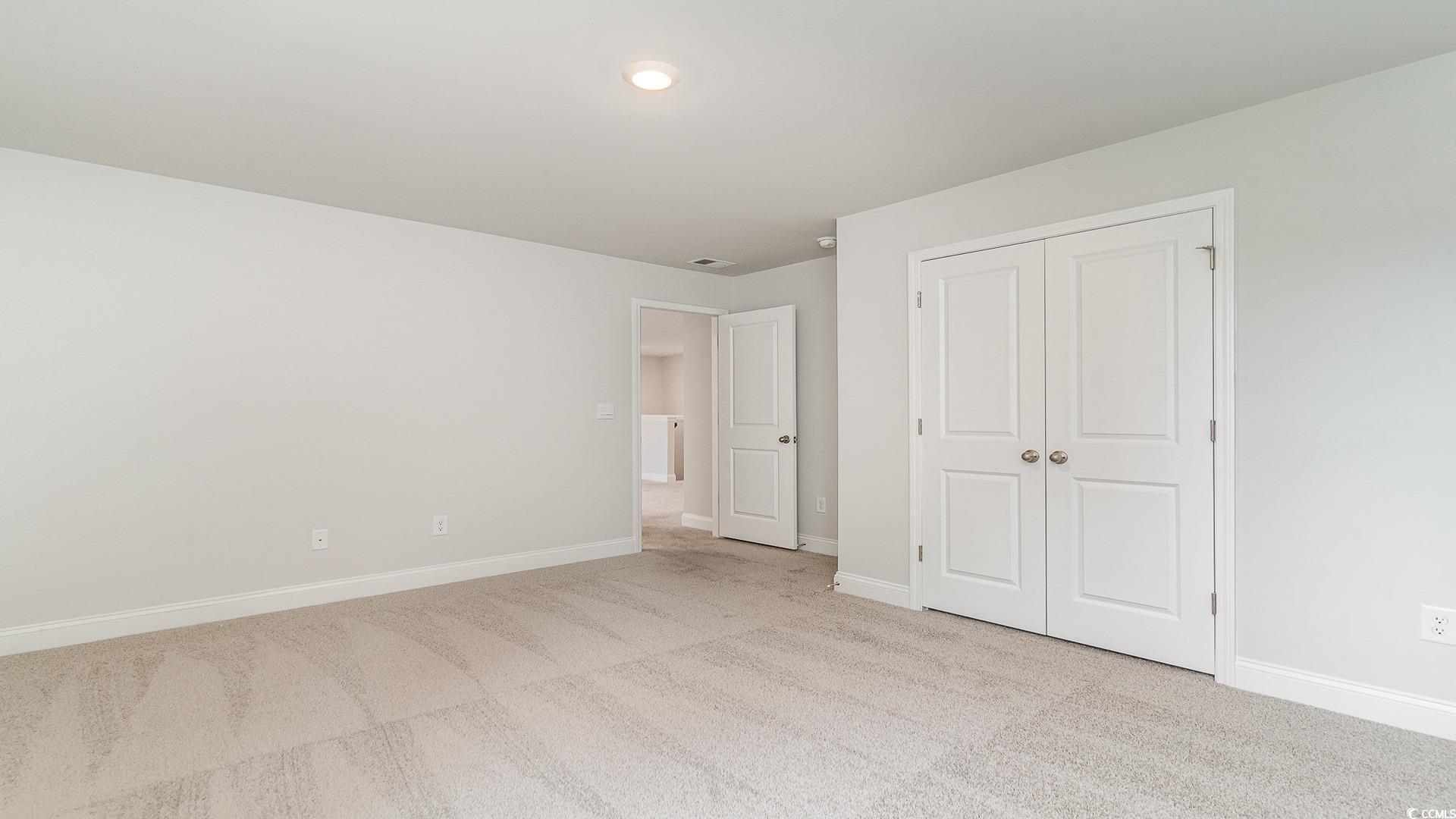 868 Ireland Dr. Property Photo 35
