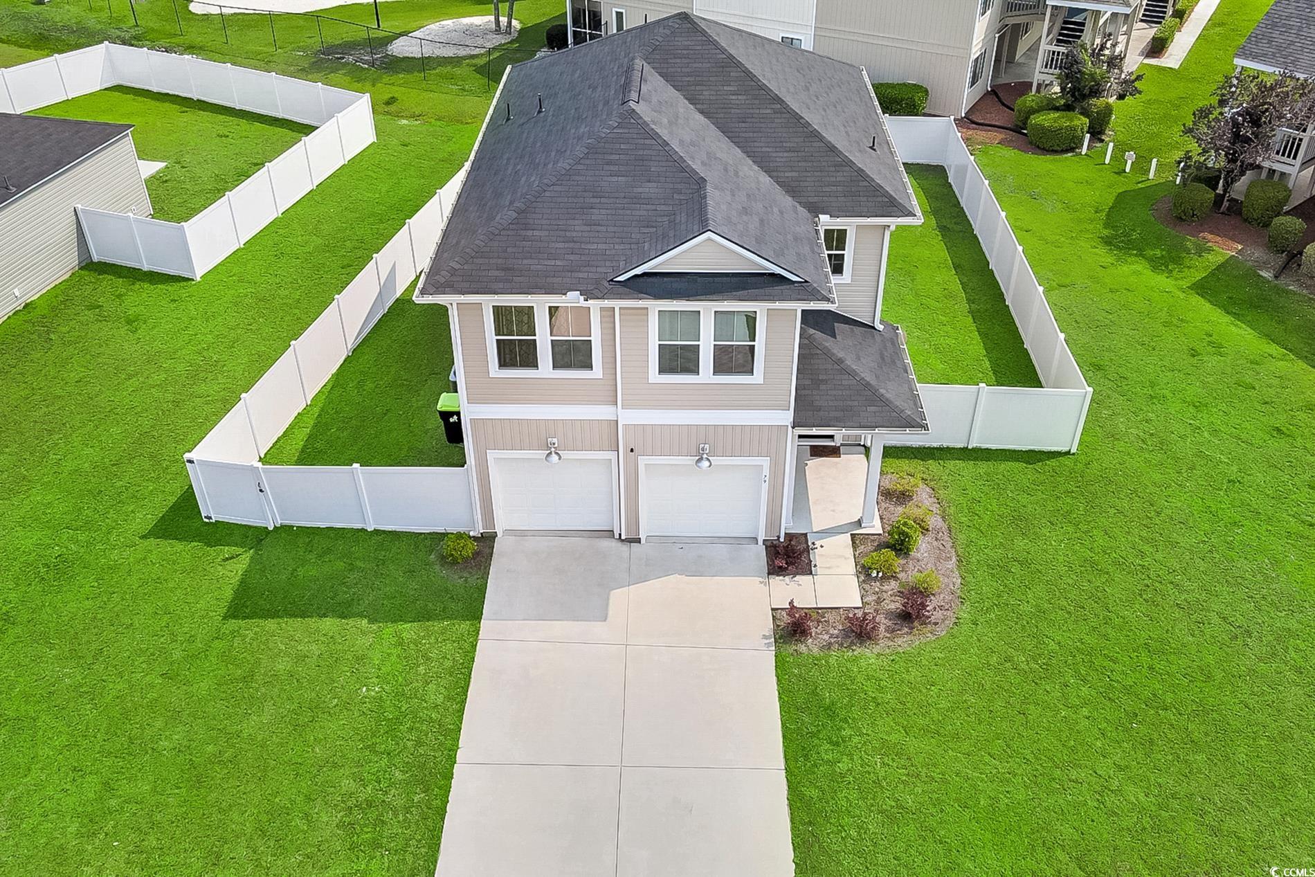 79 S Reindeer Rd. Property Photo 2