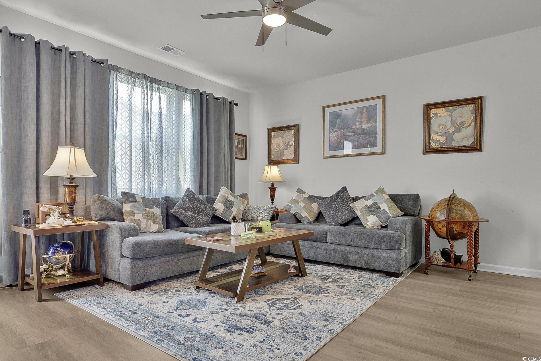 79 S Reindeer Rd. Property Photo 8