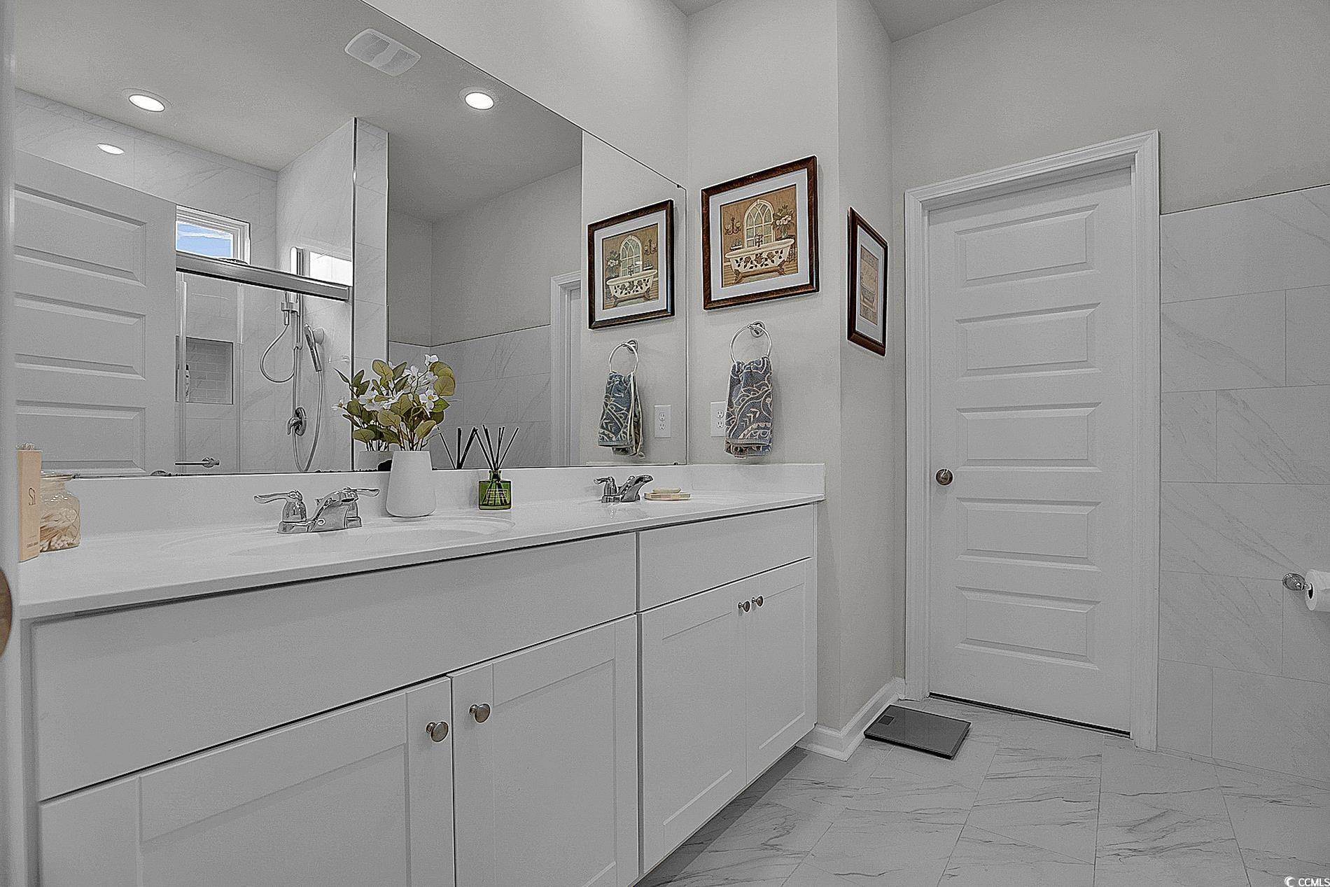 79 S Reindeer Rd. Property Photo 22