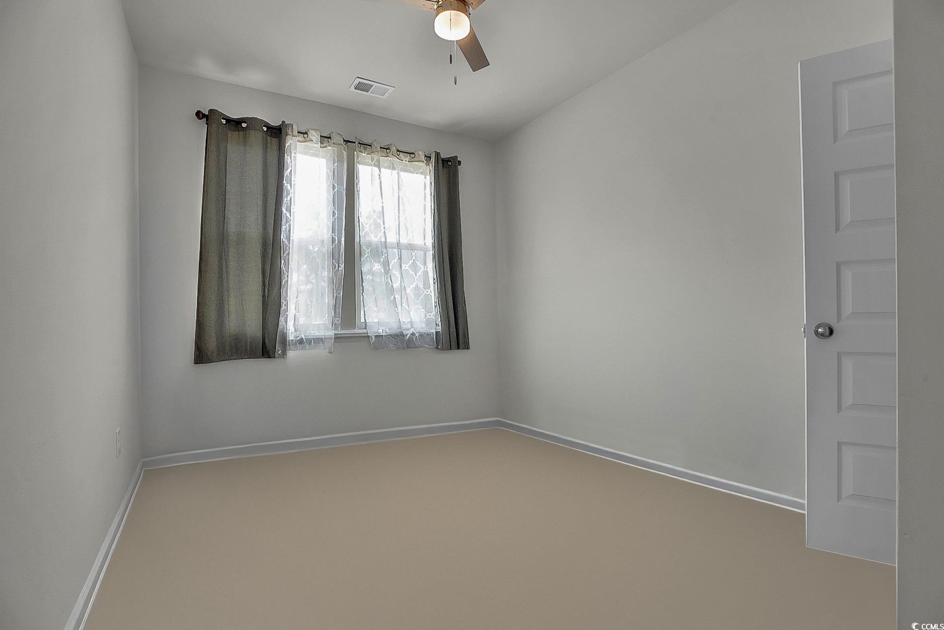 79 S Reindeer Rd. Property Photo 29