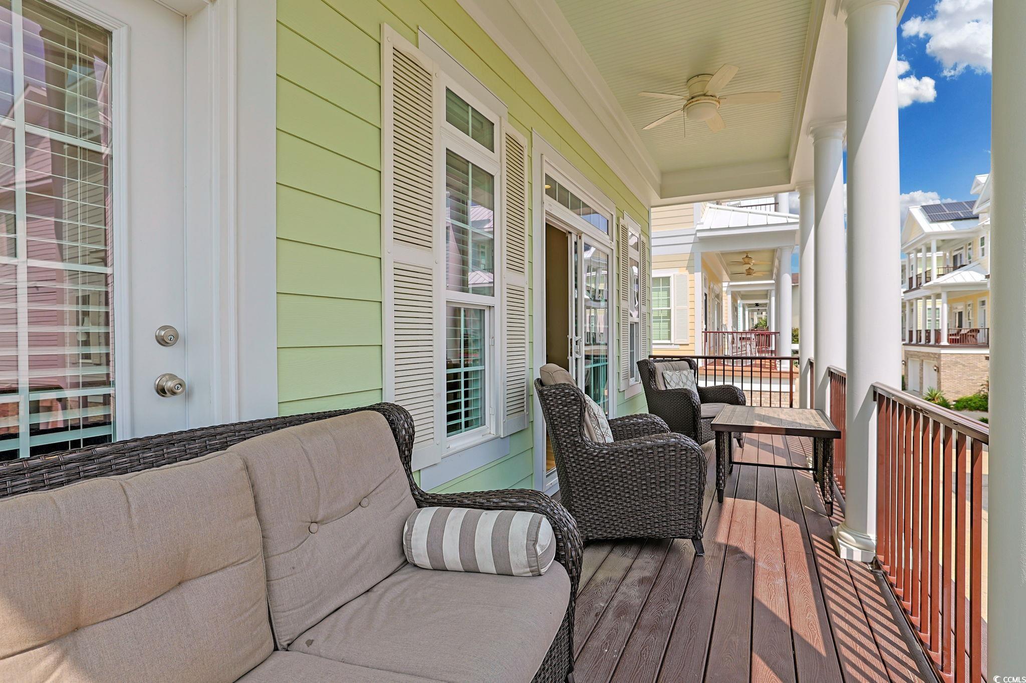 305 Shuffleboard Ct. Property Photo 2