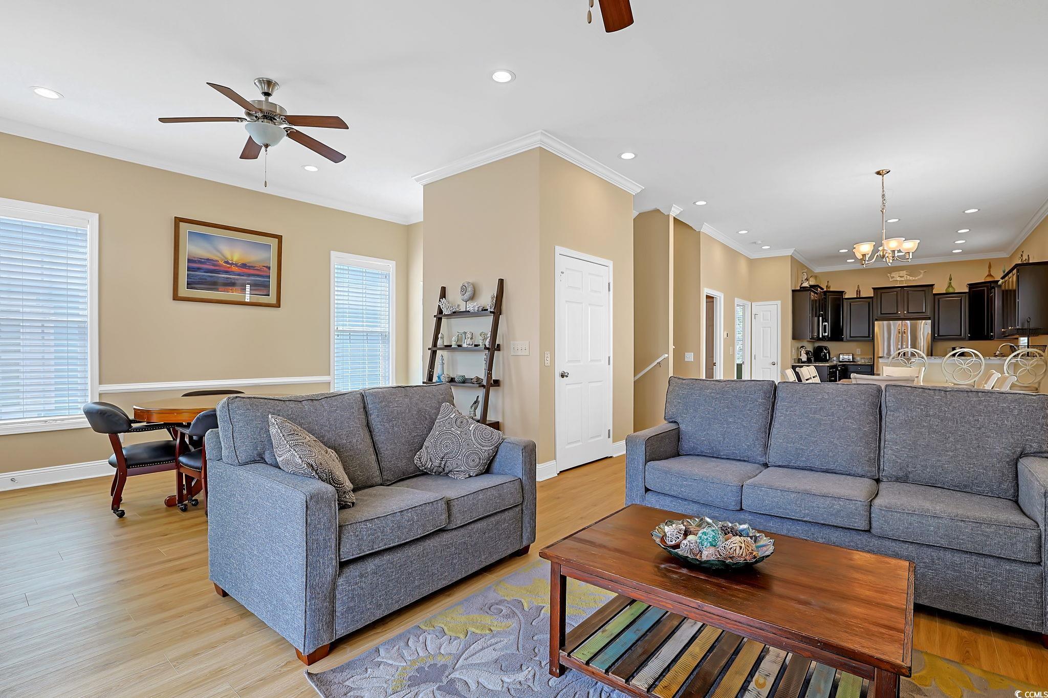 305 Shuffleboard Ct. Property Photo 6