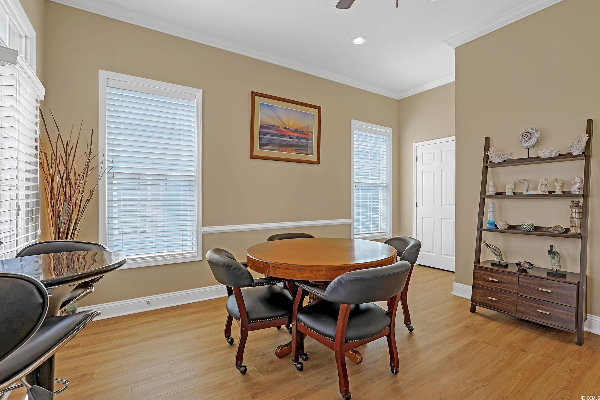 305 Shuffleboard Ct. Property Photo 8