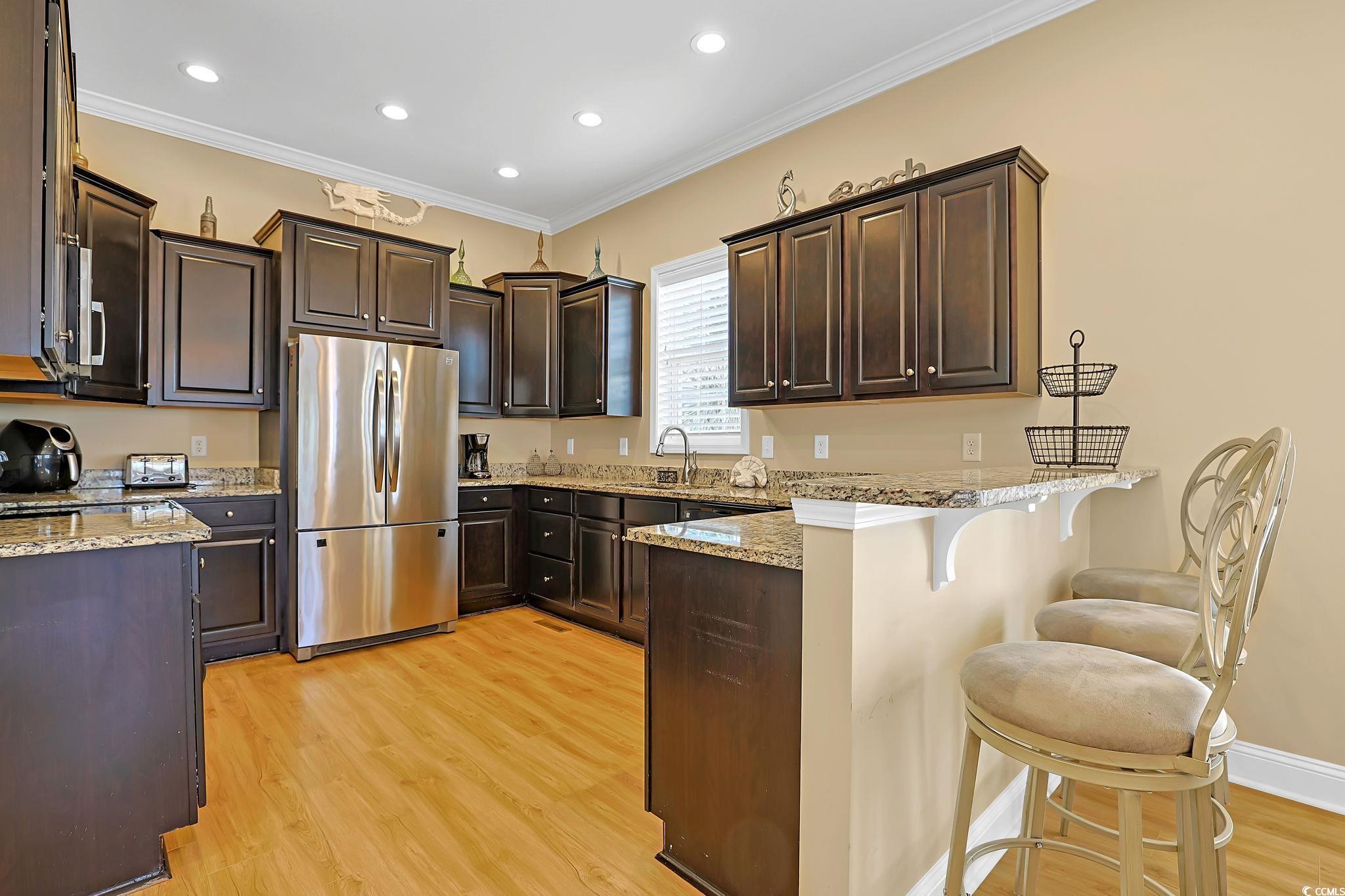 305 Shuffleboard Ct. Property Photo 11