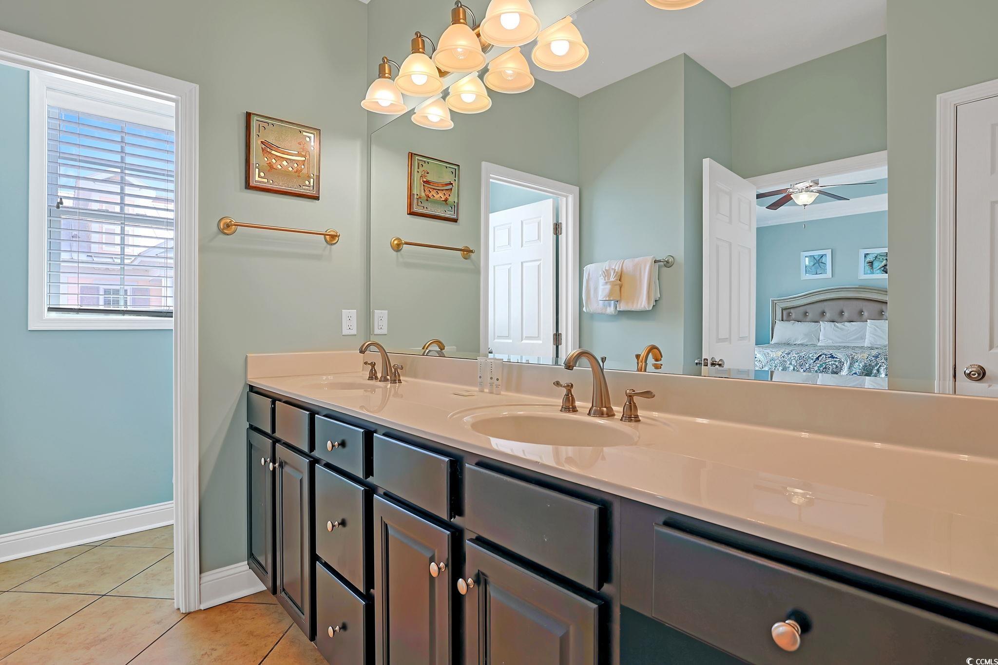 305 Shuffleboard Ct. Property Photo 18