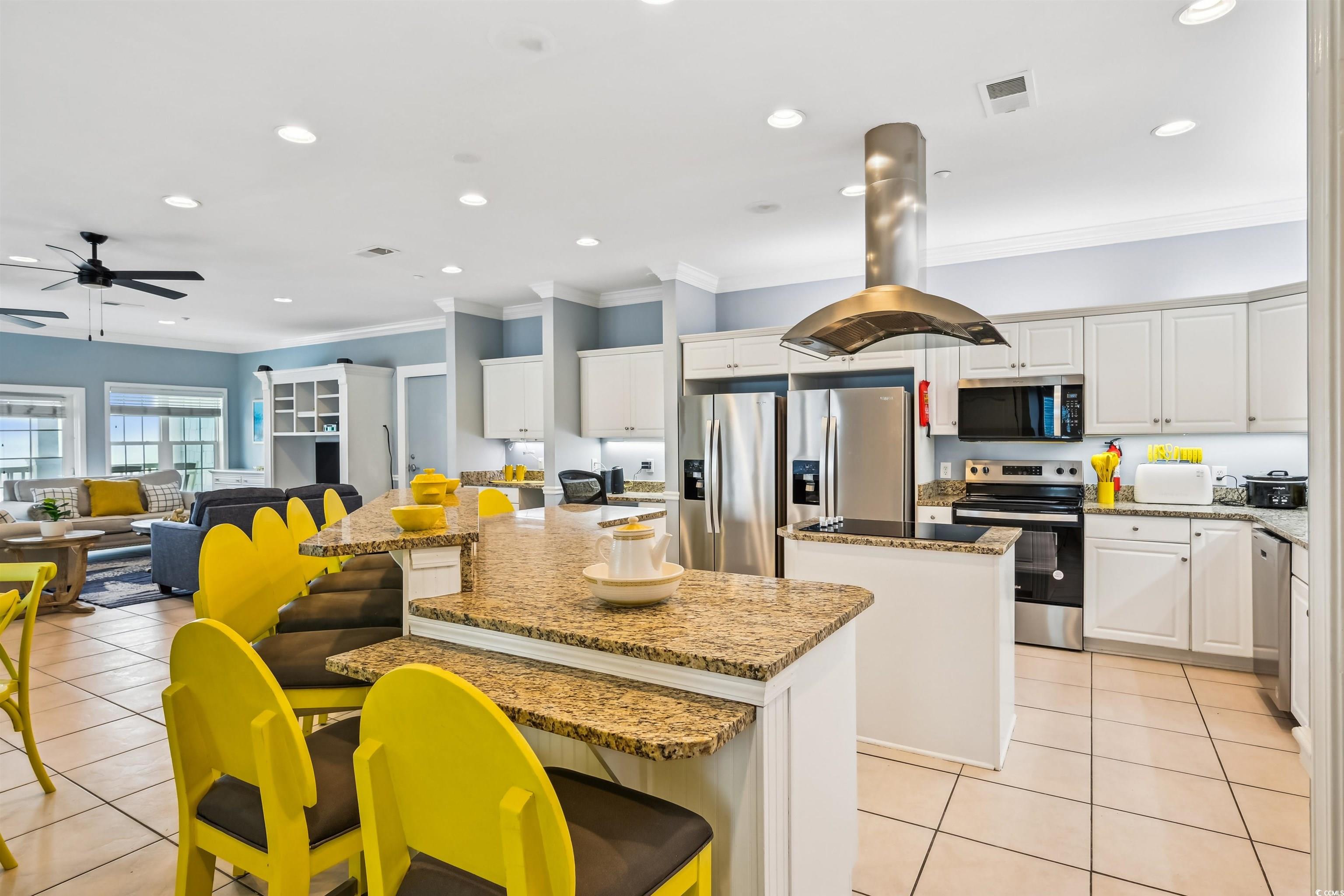 931 S Ocean Blvd. Property Photo 2