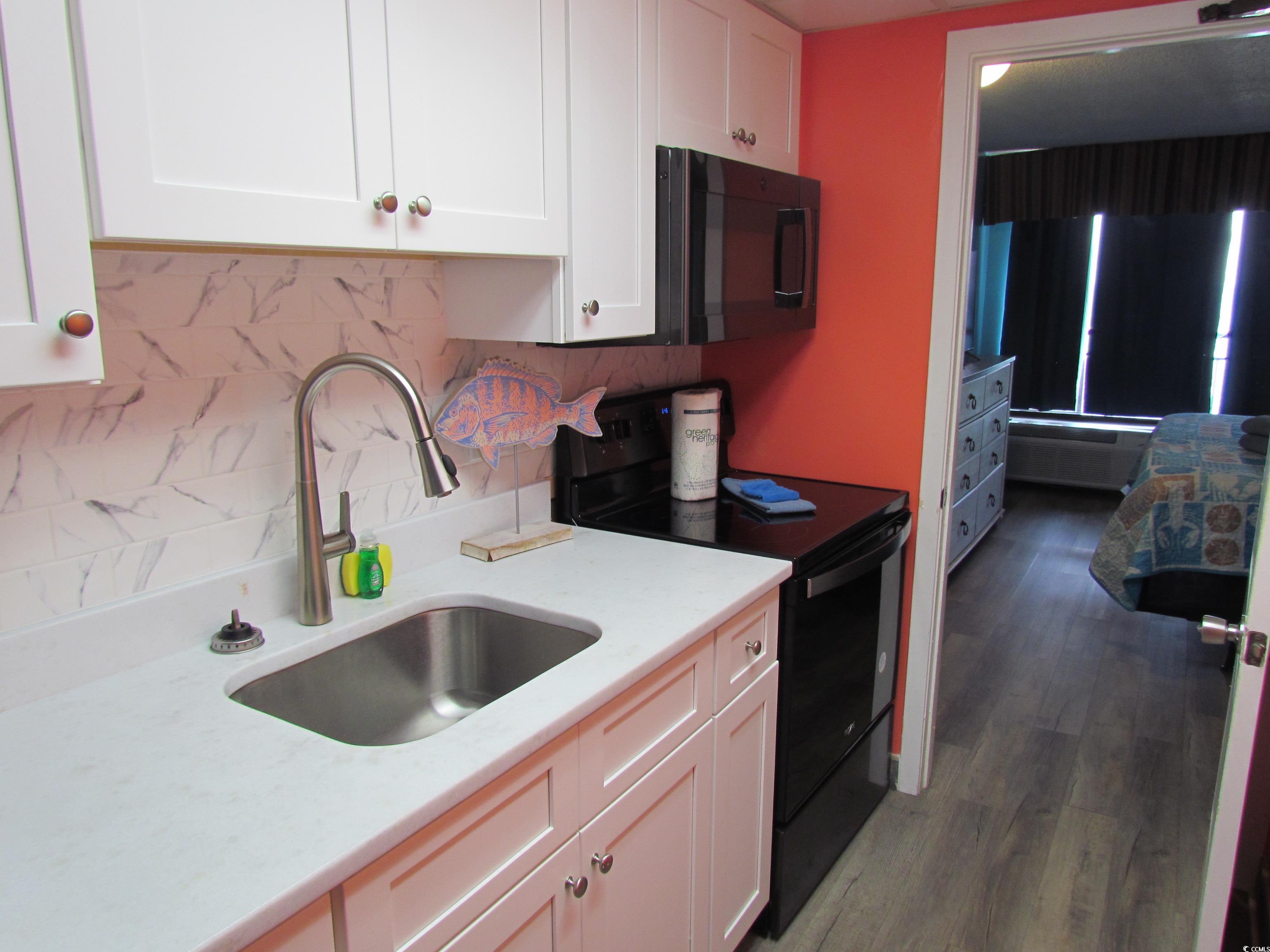 6804 N Ocean Blvd. Property Photo 7