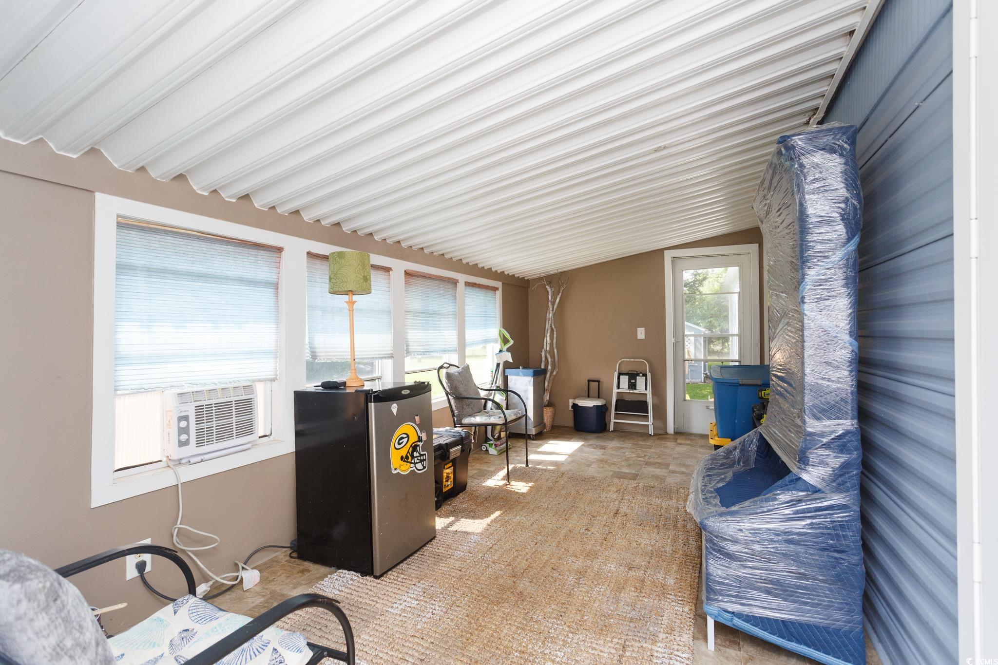 167 Crooked Island Circle Property Photo 7