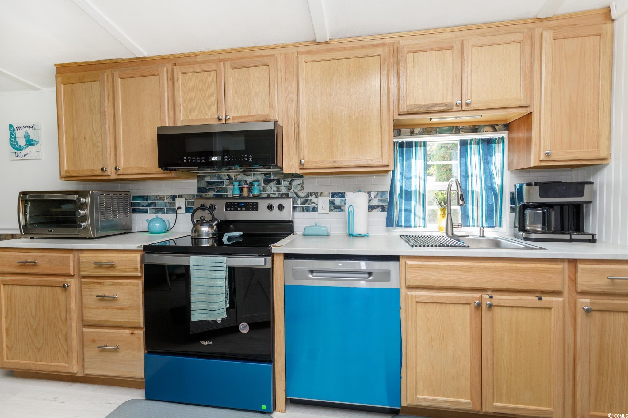 167 Crooked Island Circle Property Photo 16