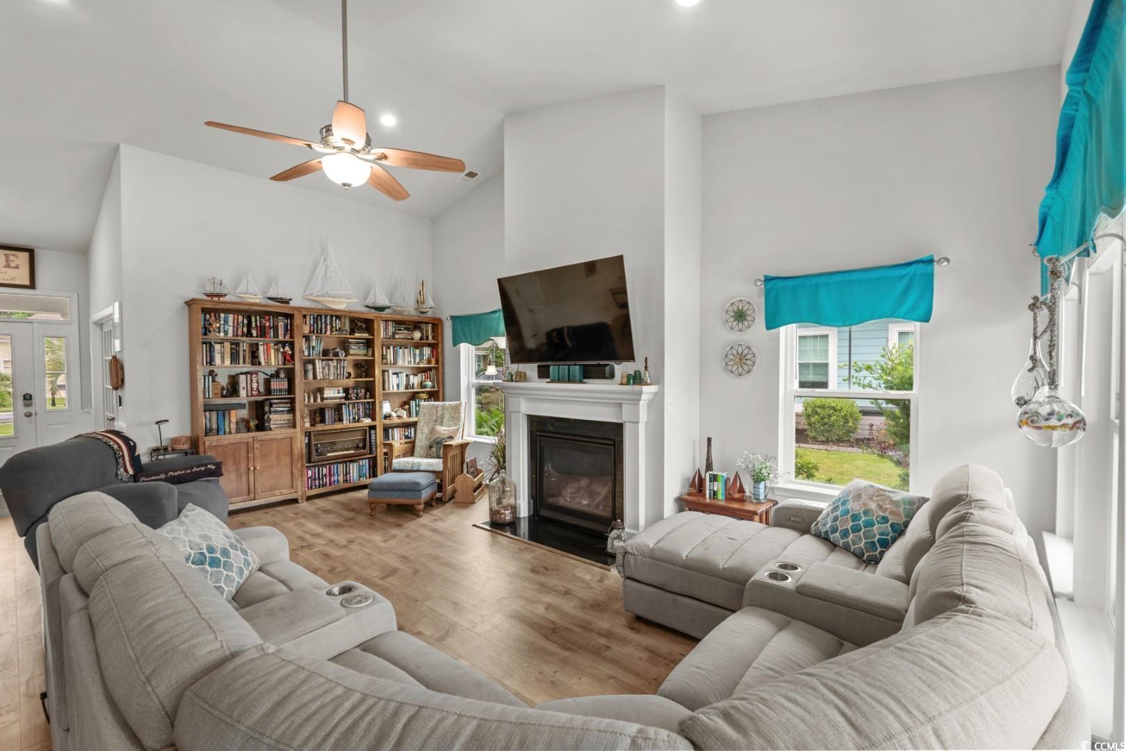 1833 Lake Egret Dr. Property Photo 10