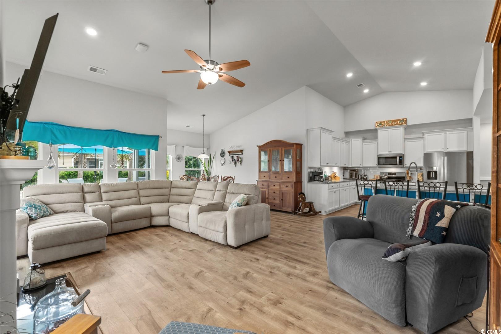 1833 Lake Egret Dr. Property Photo 11