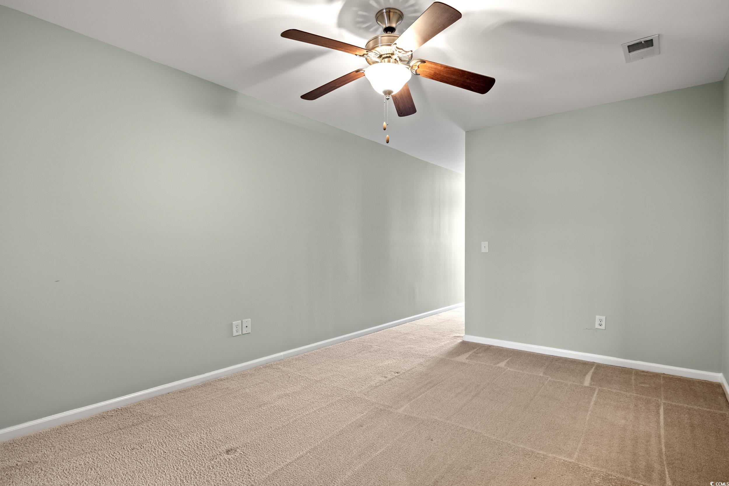 121 Parmelee Dr. Property Photo 22