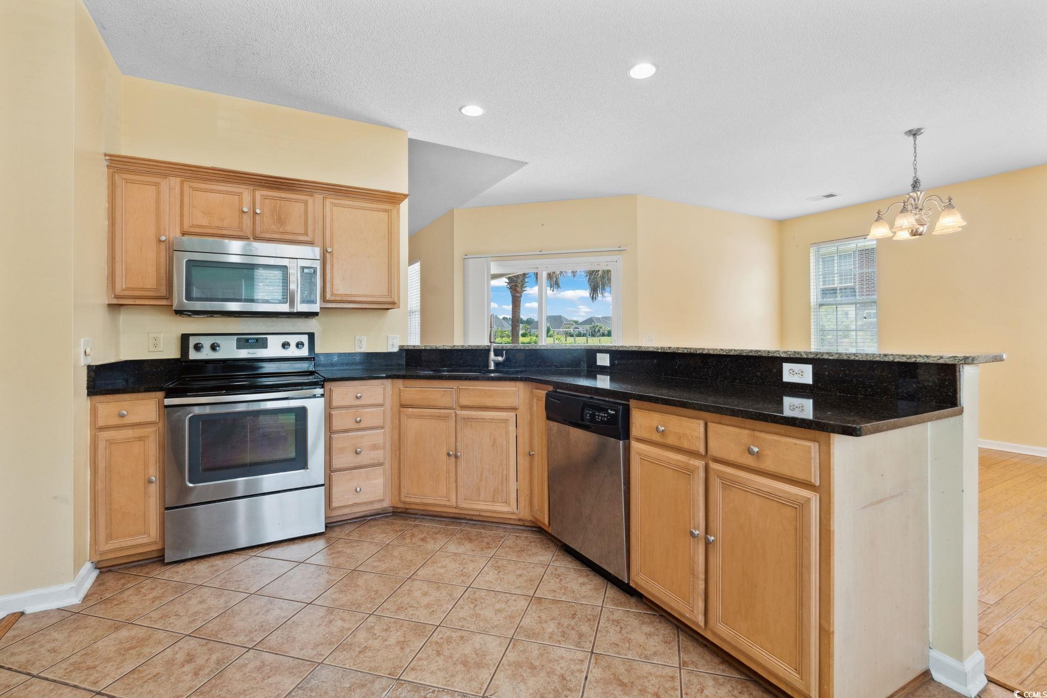 2384 Covington Dr. Property Photo 11