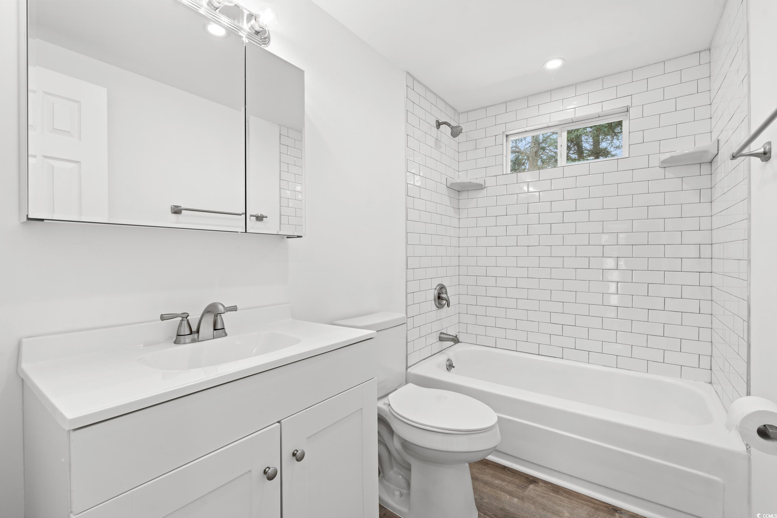 1004 Georgetown St. Property Photo 14