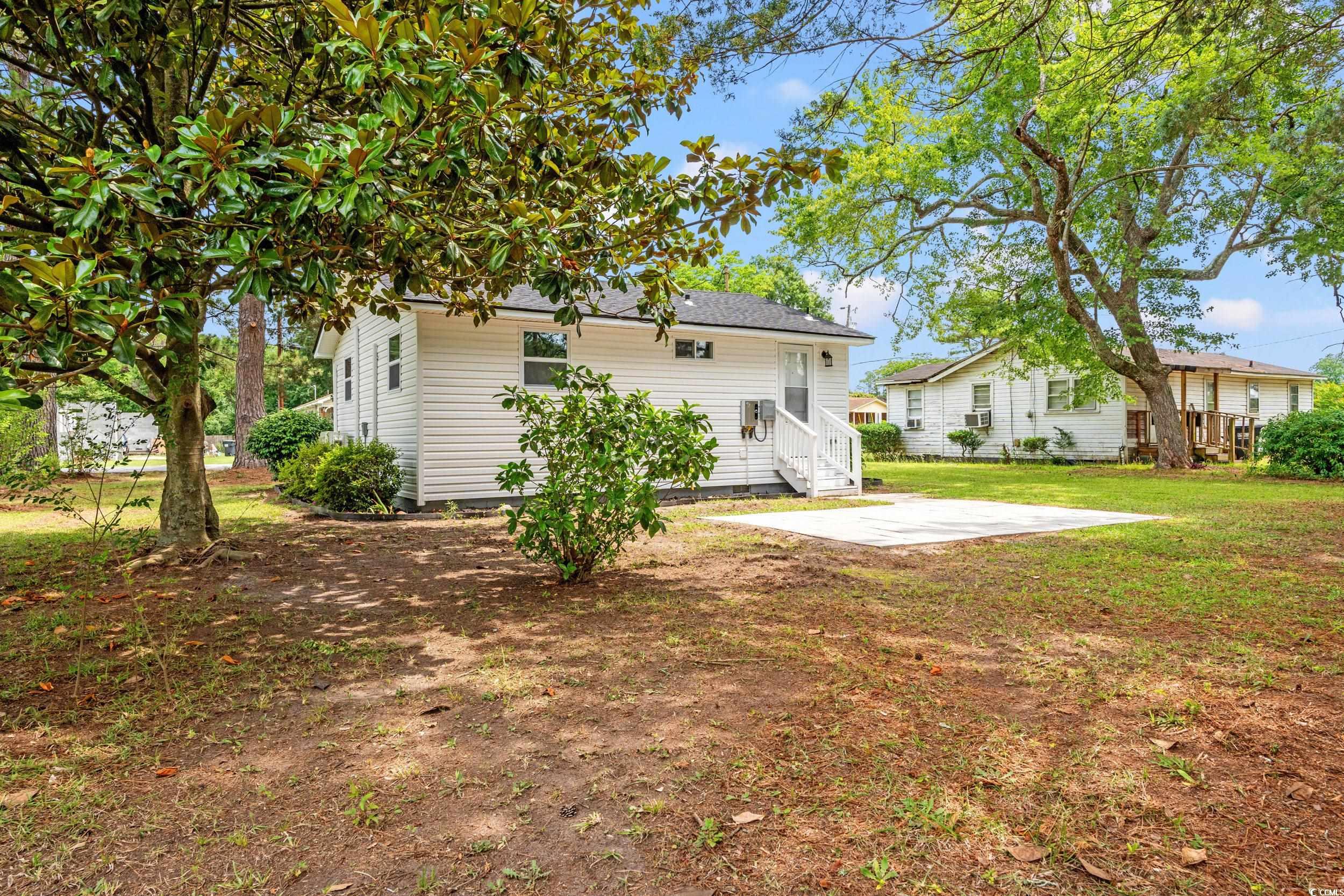 1004 Georgetown St. Property Photo 17