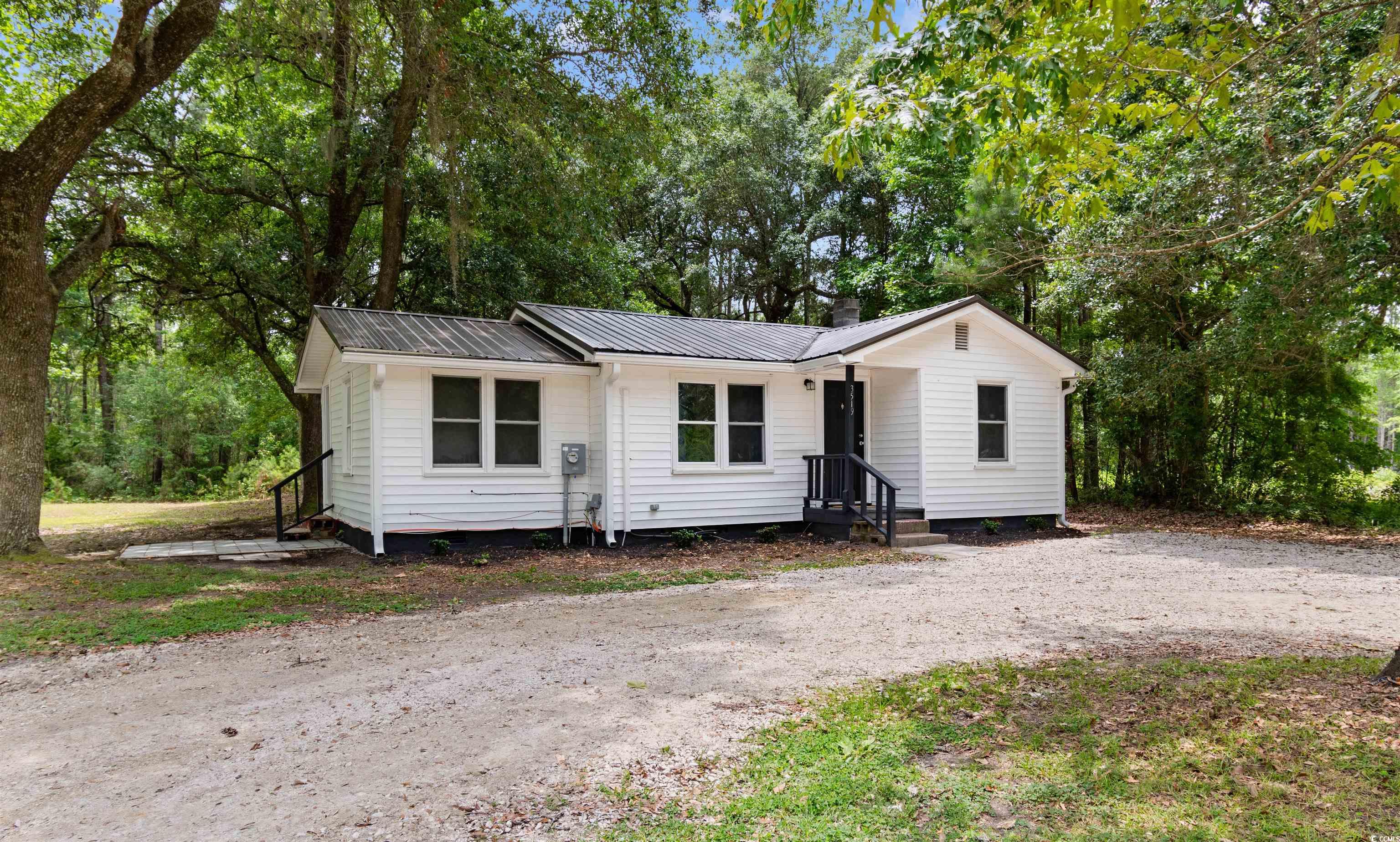 3519 Cates Bay Hwy. Property Photo 1