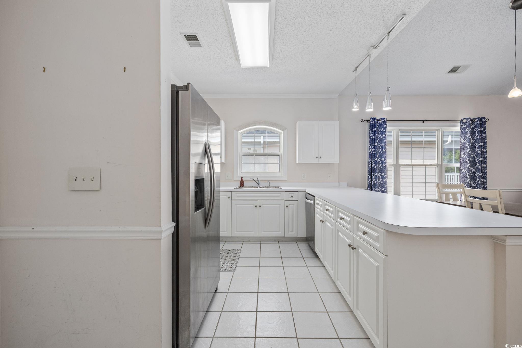 3983 Forsythia Ct. Property Photo 5