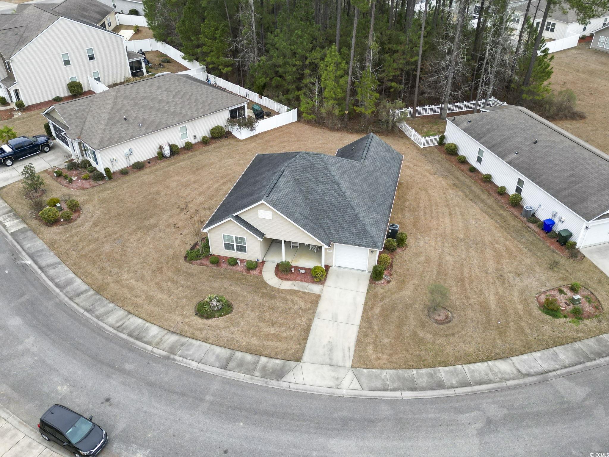 1222 Midtown Village Dr. Property Photo 2