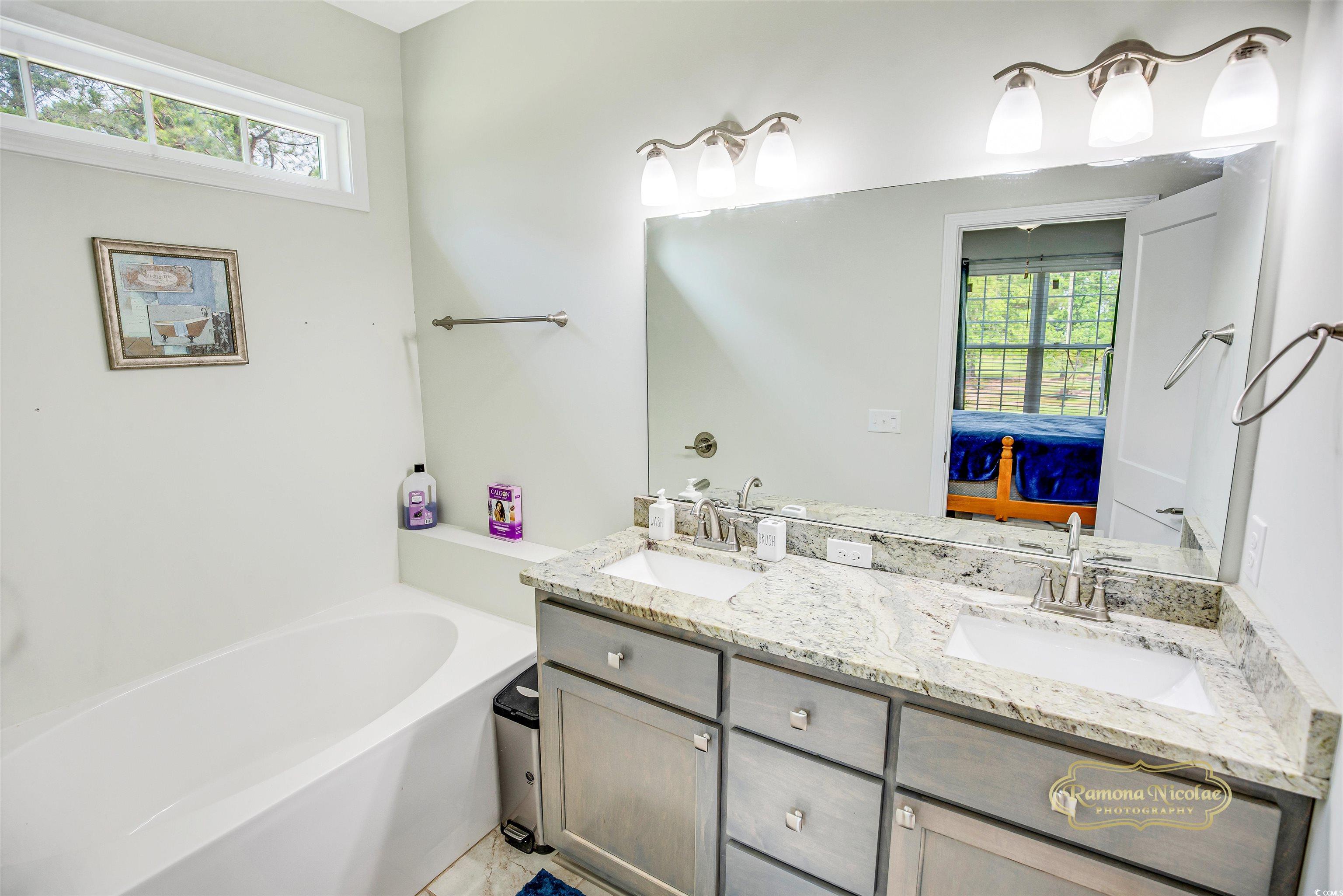 1013 Happy Ln. Property Photo 14