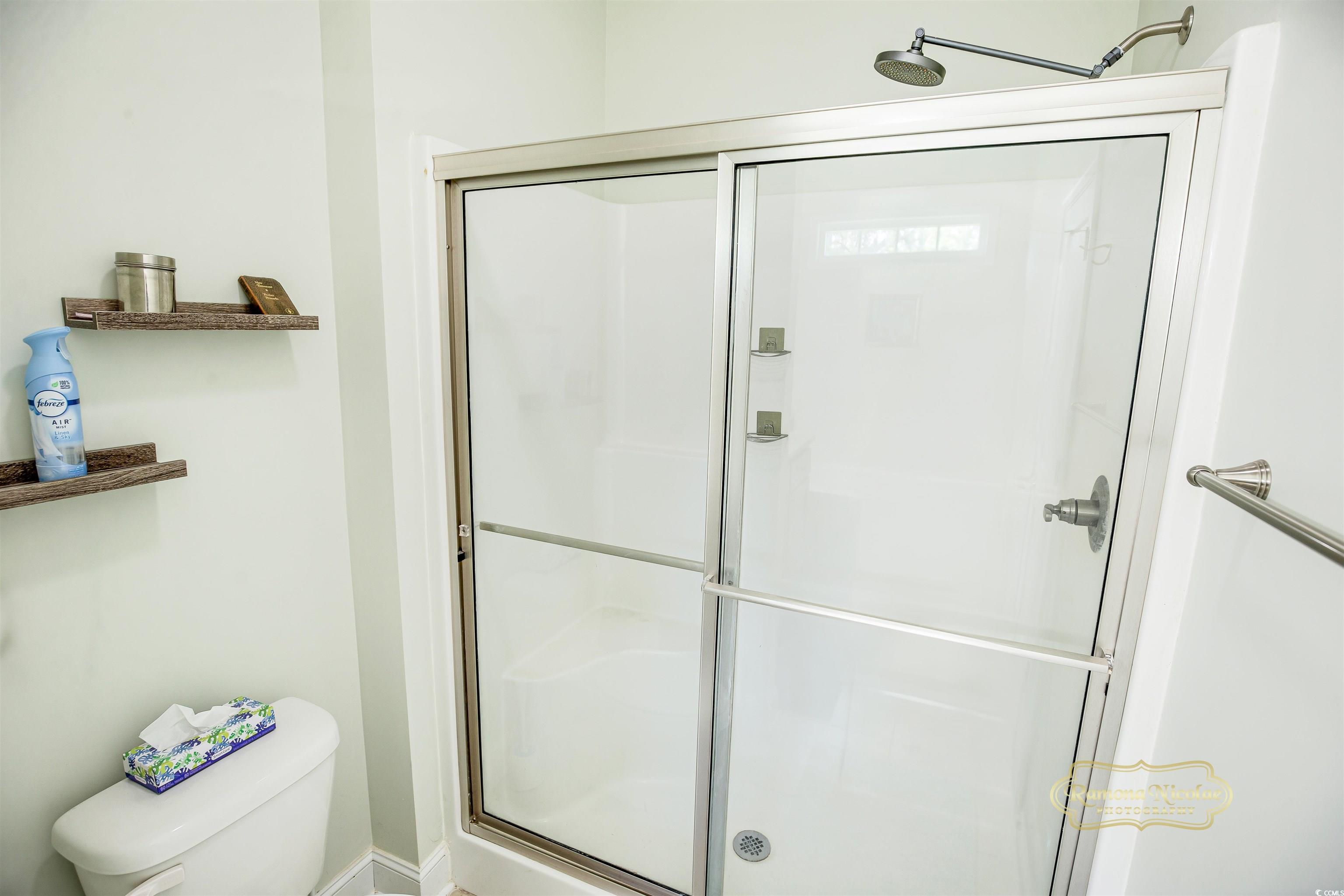 1013 Happy Ln. Property Photo 15