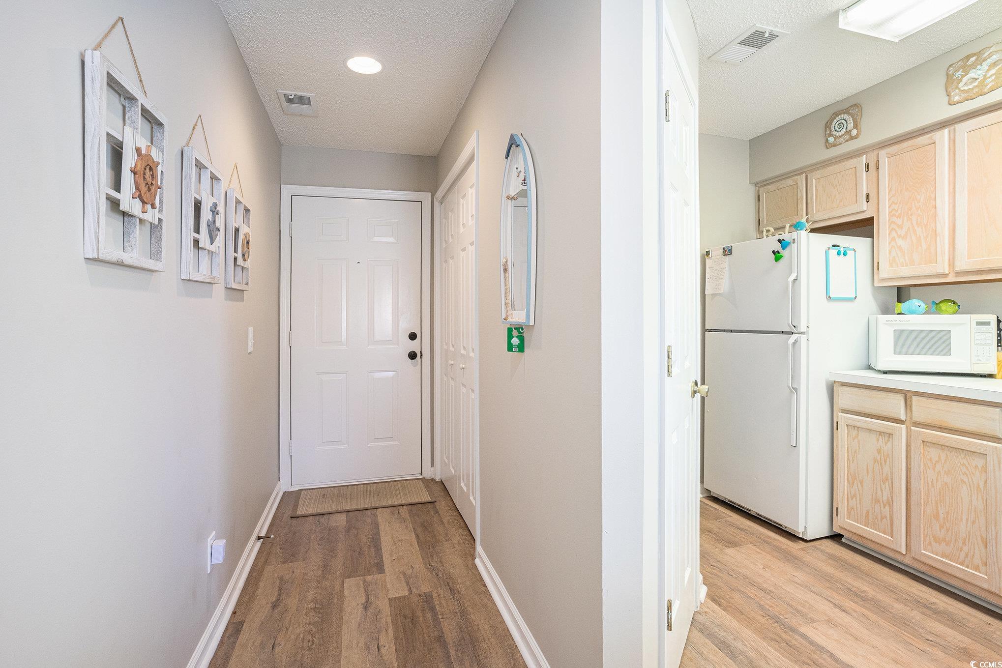 1900 Duffy St. Property Photo 5