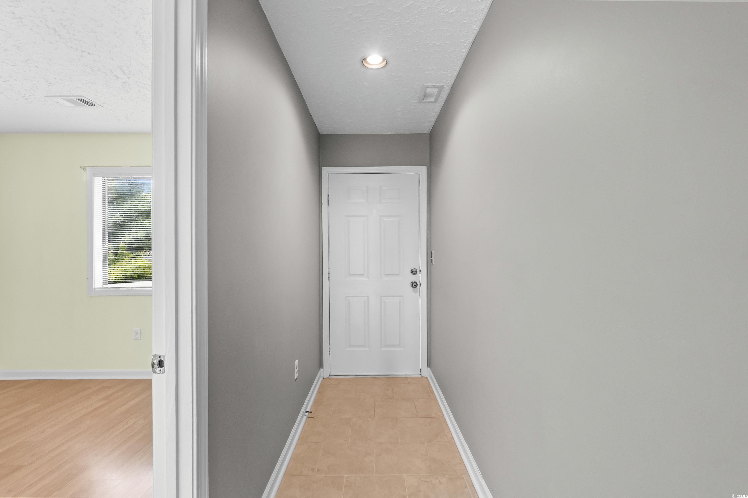 4101 Pinehurst Circle Property Photo 4