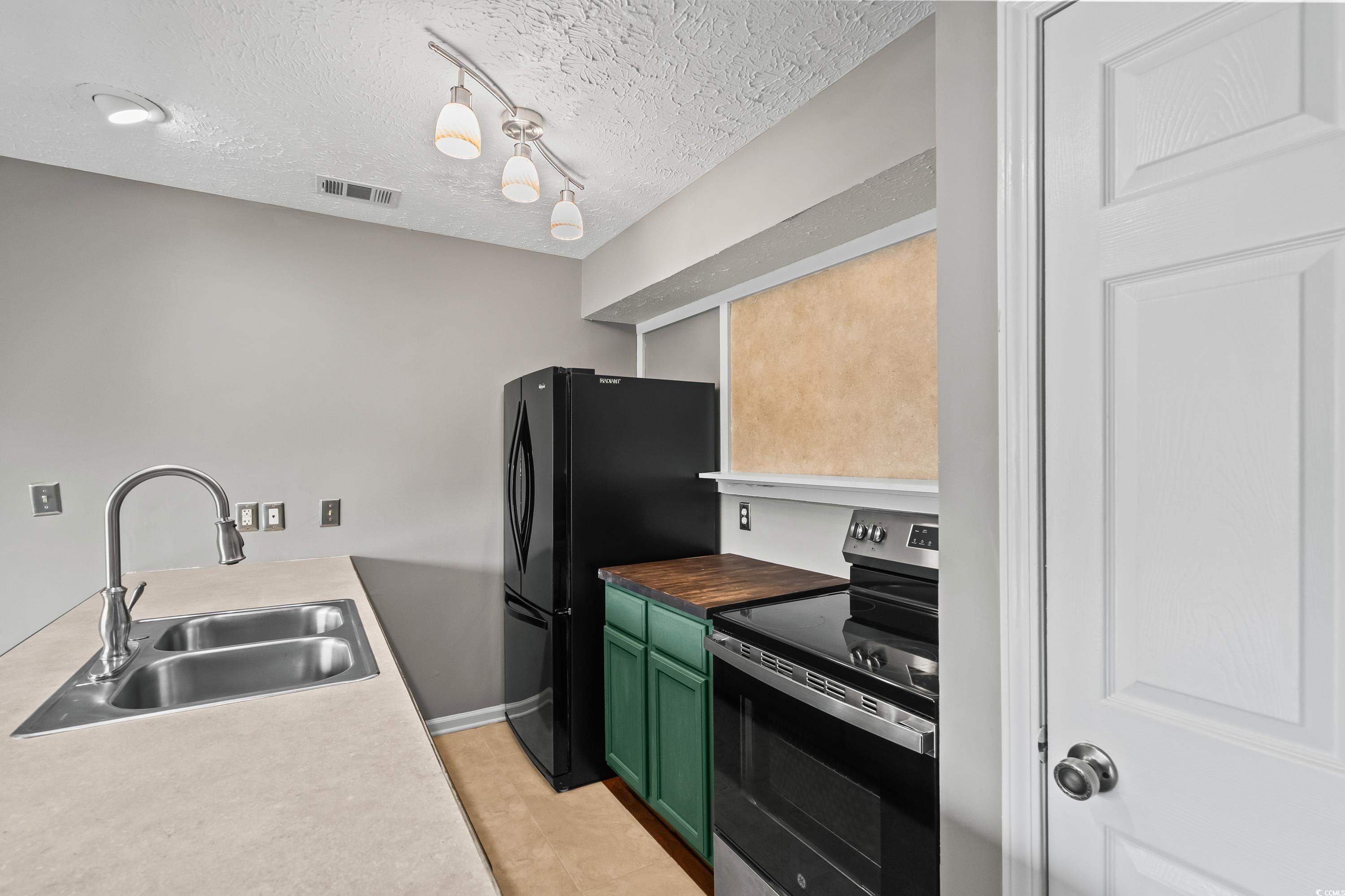 4101 Pinehurst Circle Property Photo 11