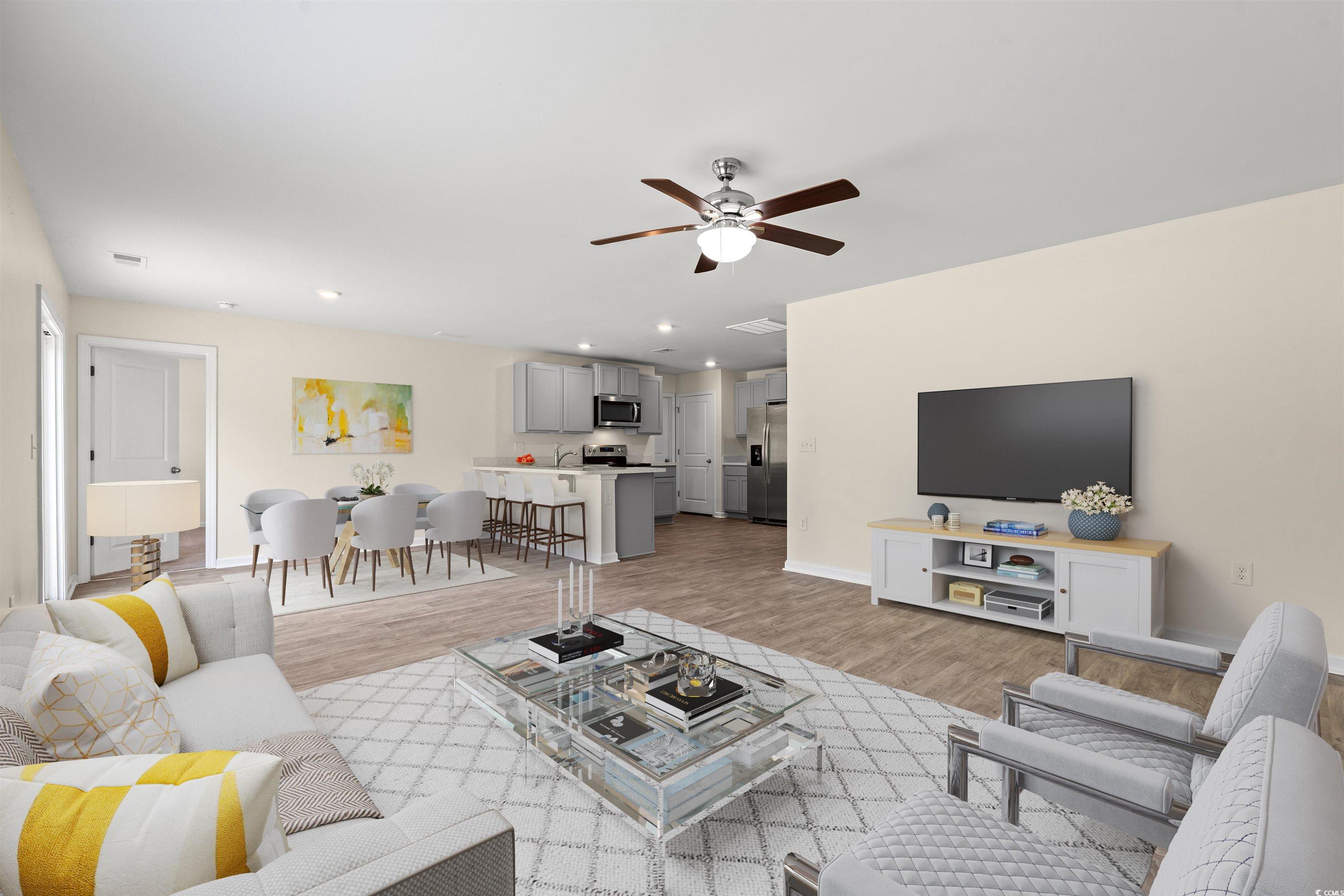 211 Pine Forest Dr. Property Photo 8