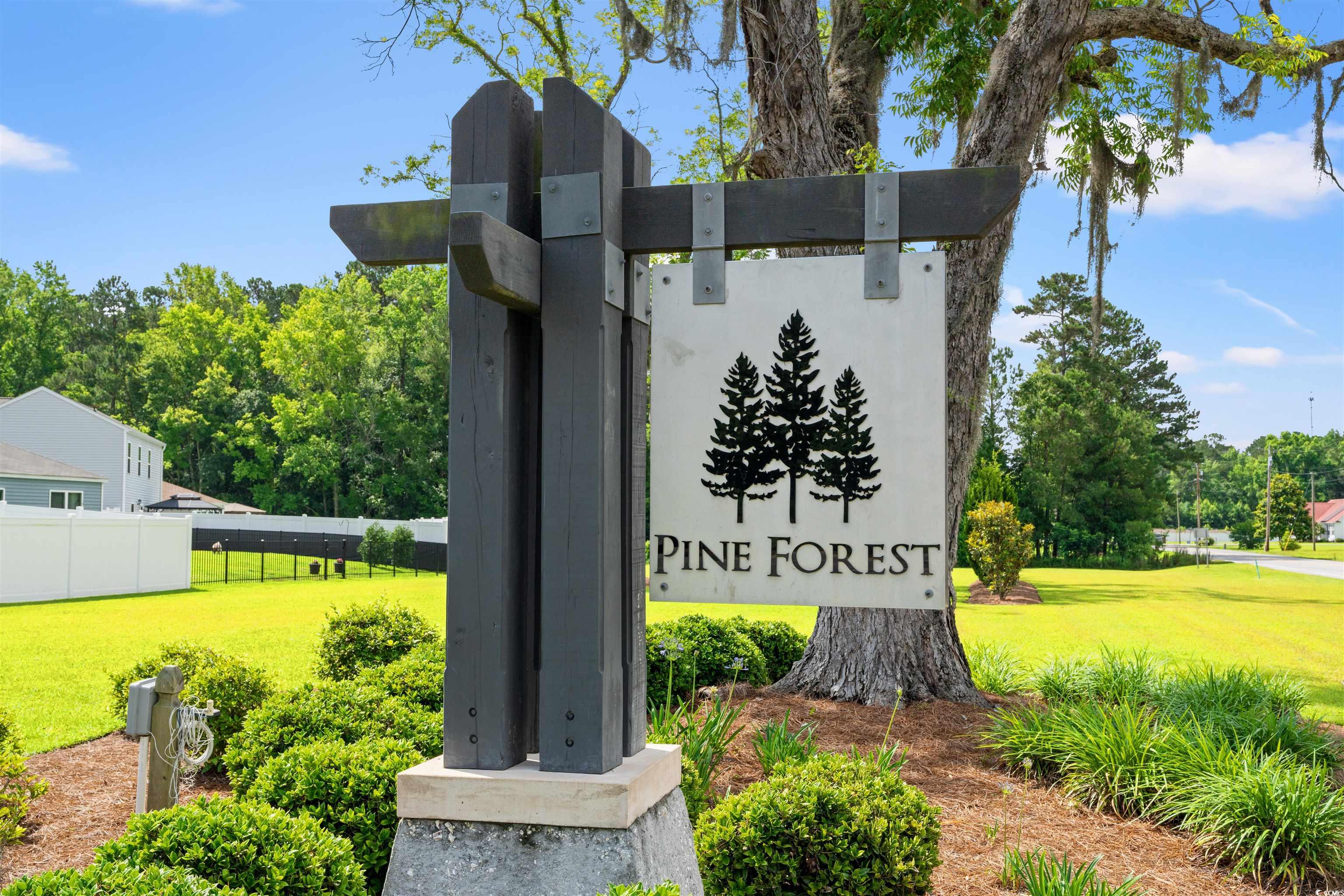 211 Pine Forest Dr. Property Photo 18