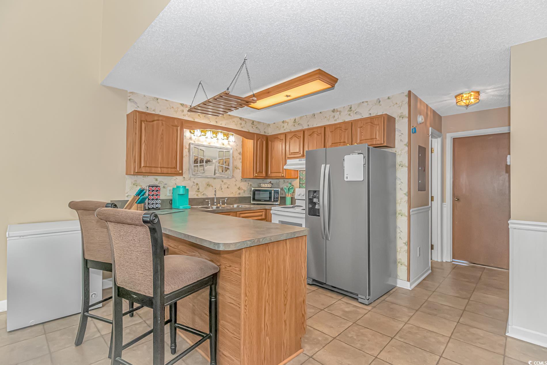 3700 Golf Colony Lane Property Photo 4