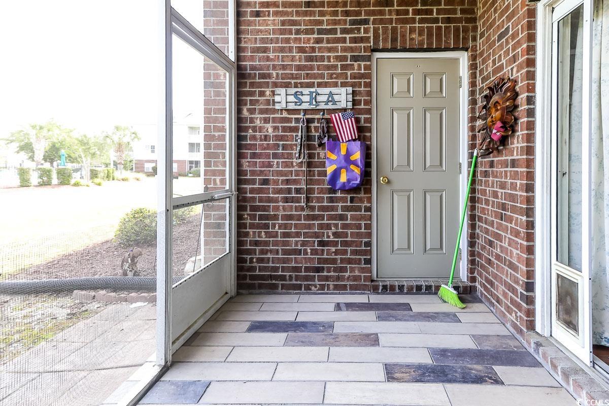 604 Heathrow Dr. Property Photo 15