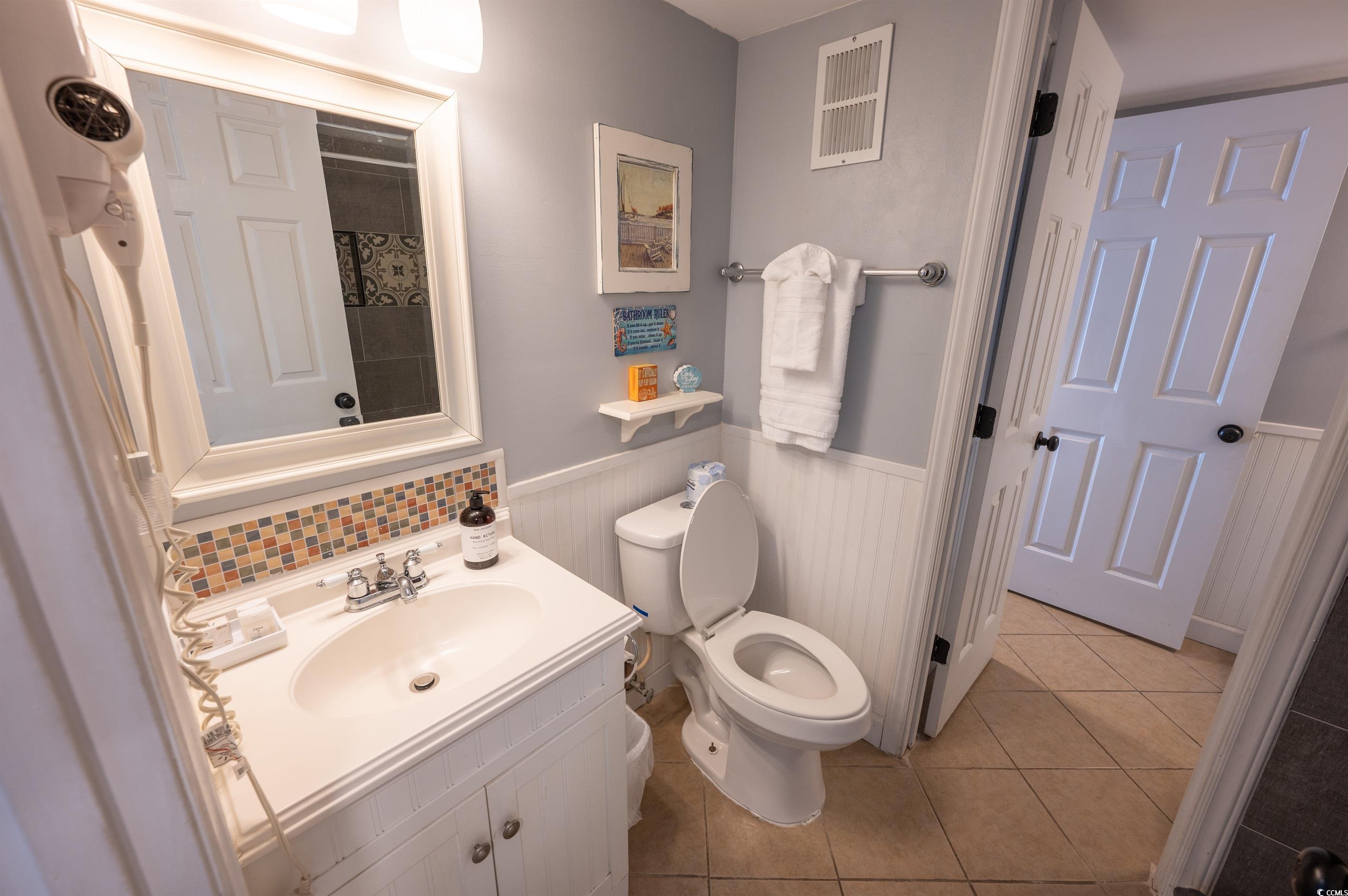 5511 Ocean Blvd. N Property Photo 18