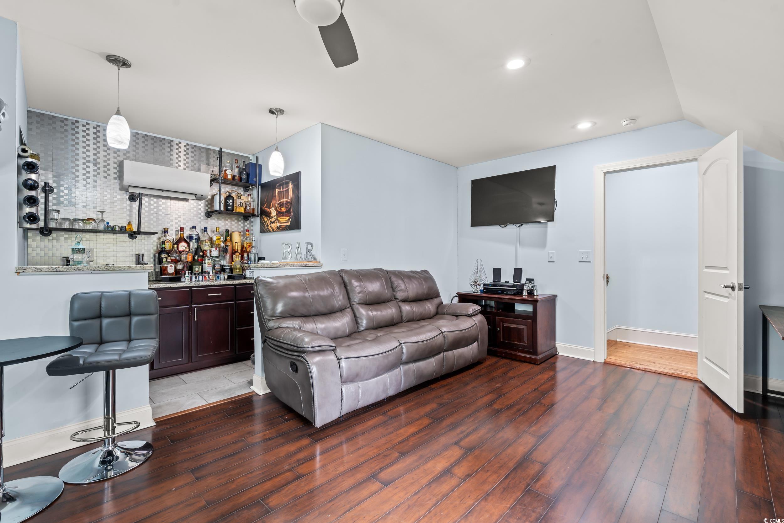 1051 Academy Dr. Property Photo 18