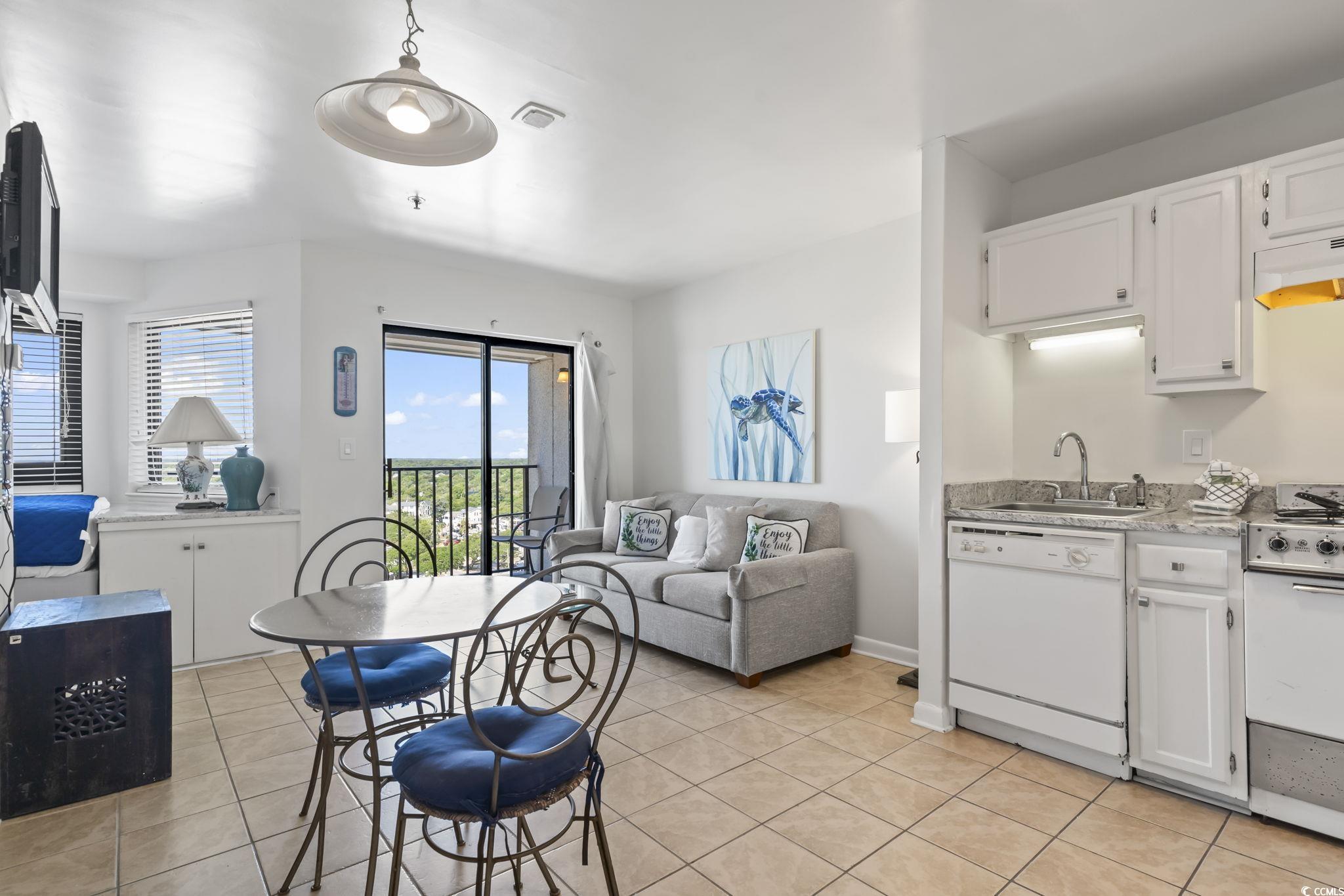 5905 S Kings Highway Property Photo 3