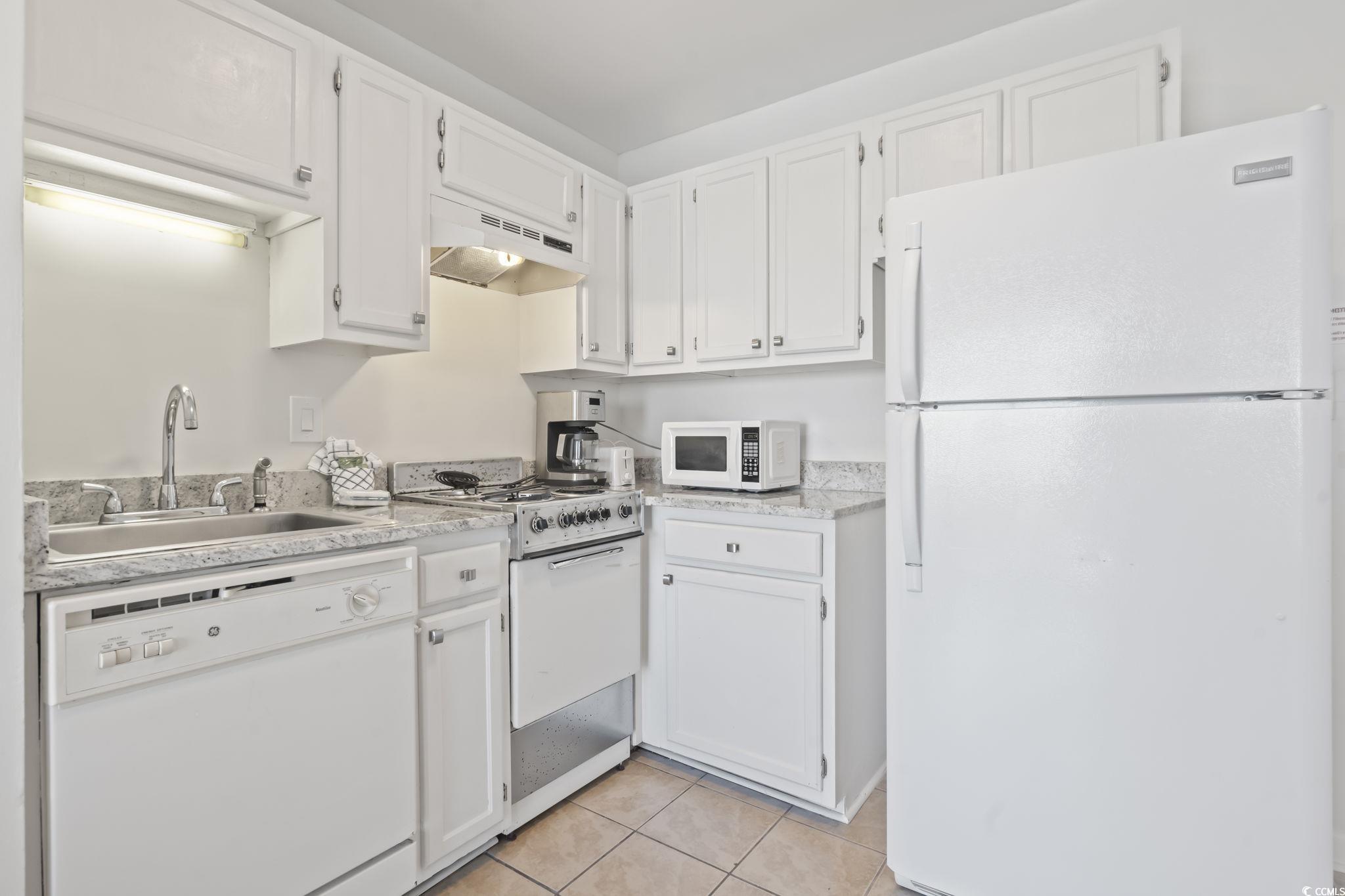 5905 S Kings Highway Property Photo 6