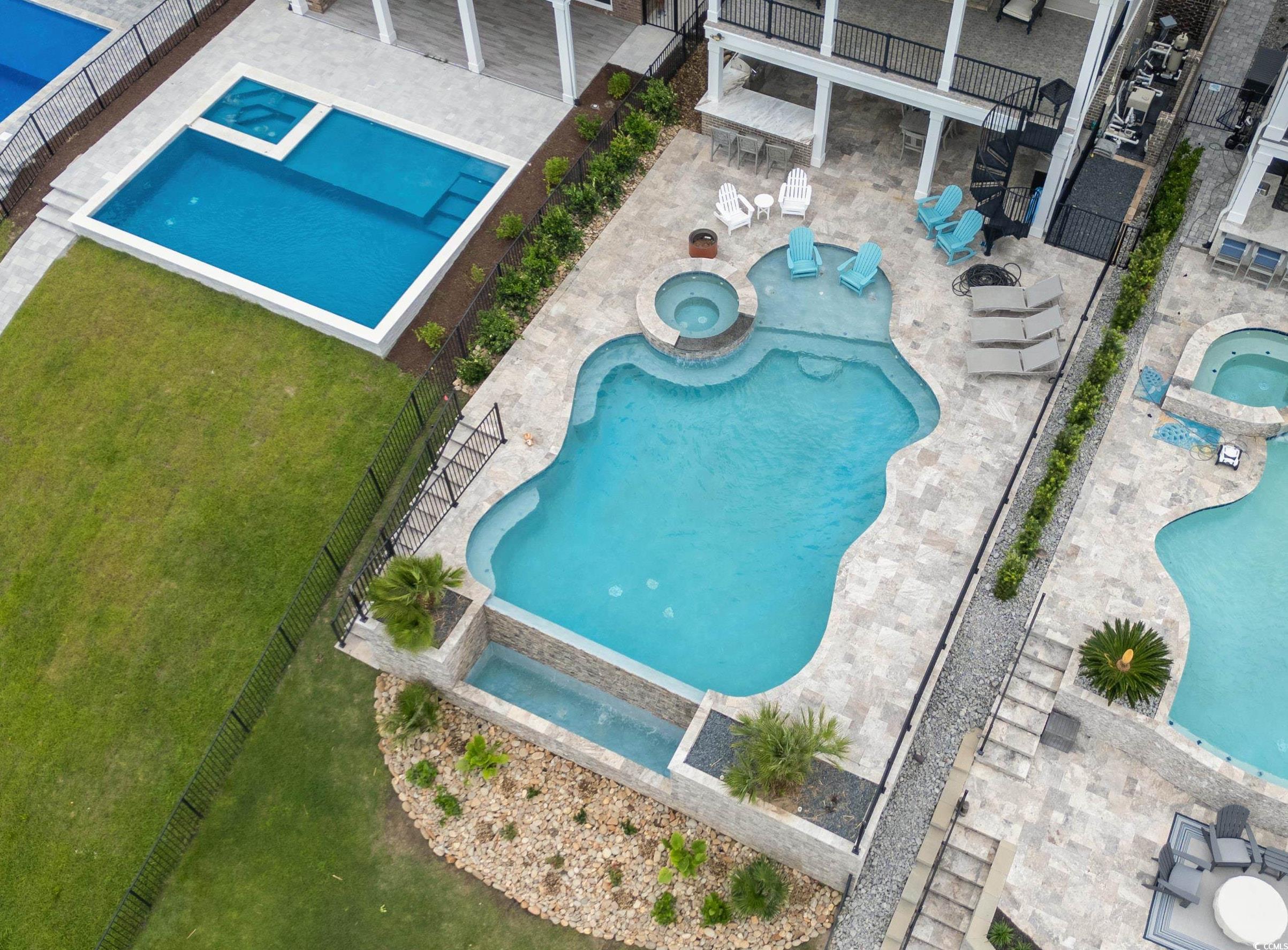 433 Saint Julian Ln. Property Photo 2