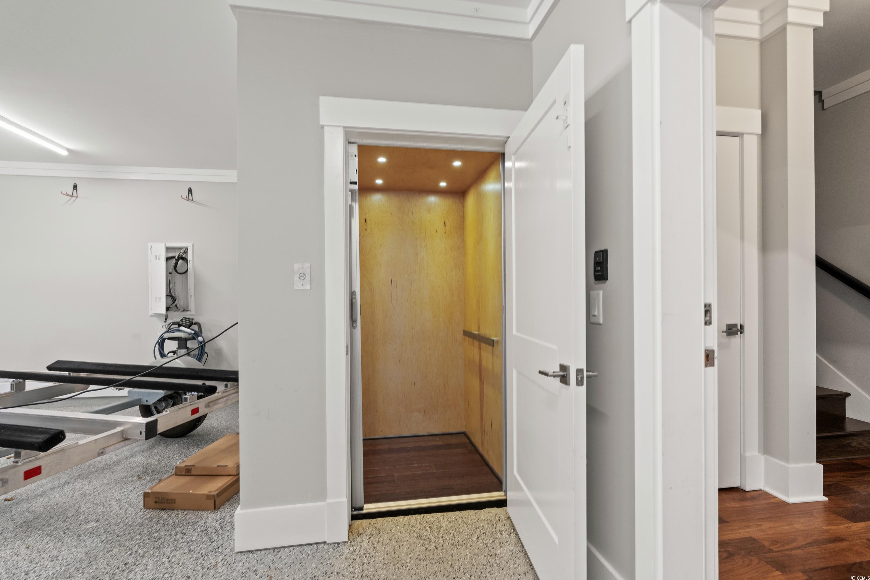 433 Saint Julian Ln. Property Photo 37